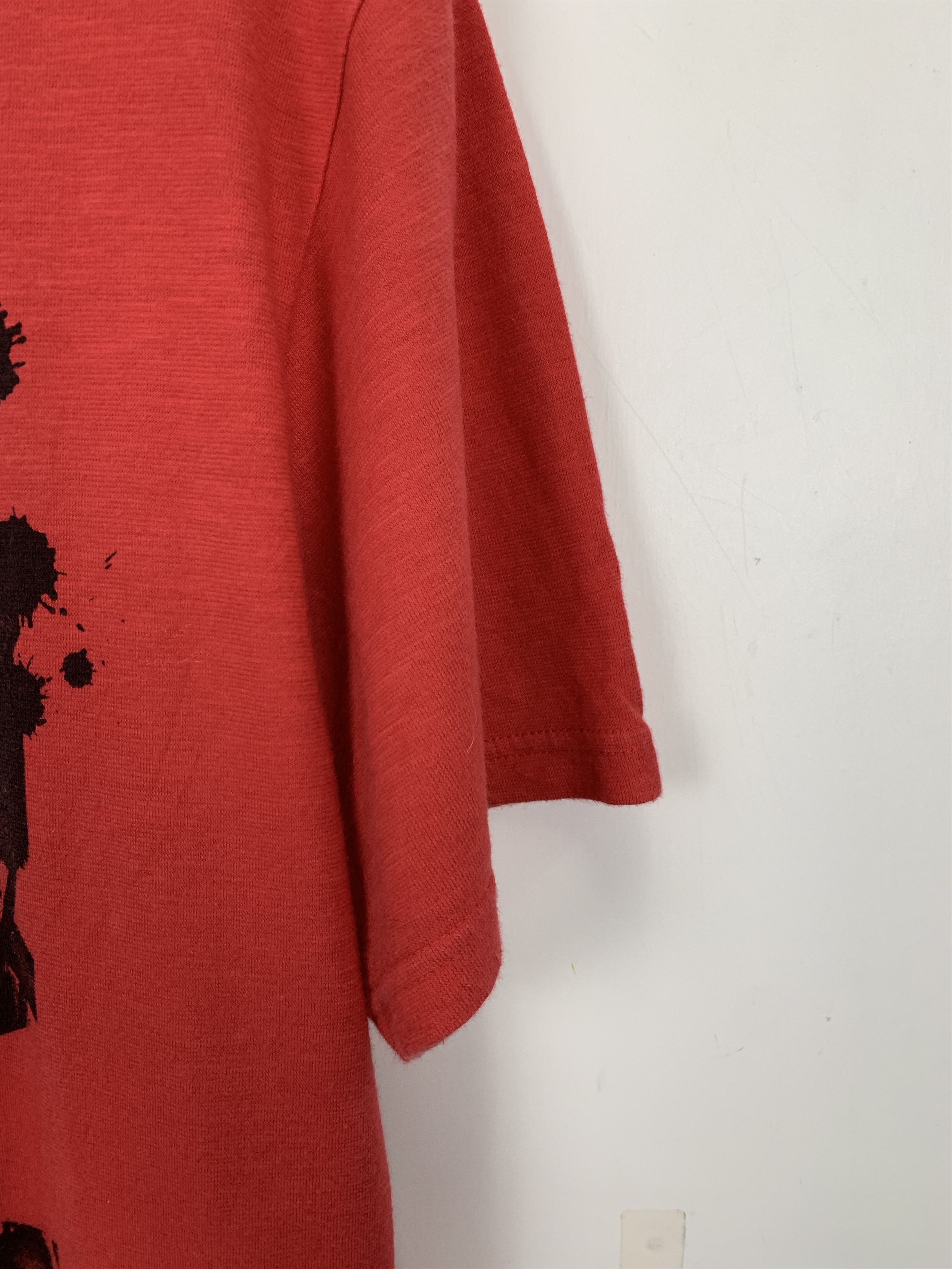 Uniqlo Uniqlo Japanese Anime Ushio T Shirt TA0166 Size US L / EU 52-54 / 3 - 6 Thumbnail