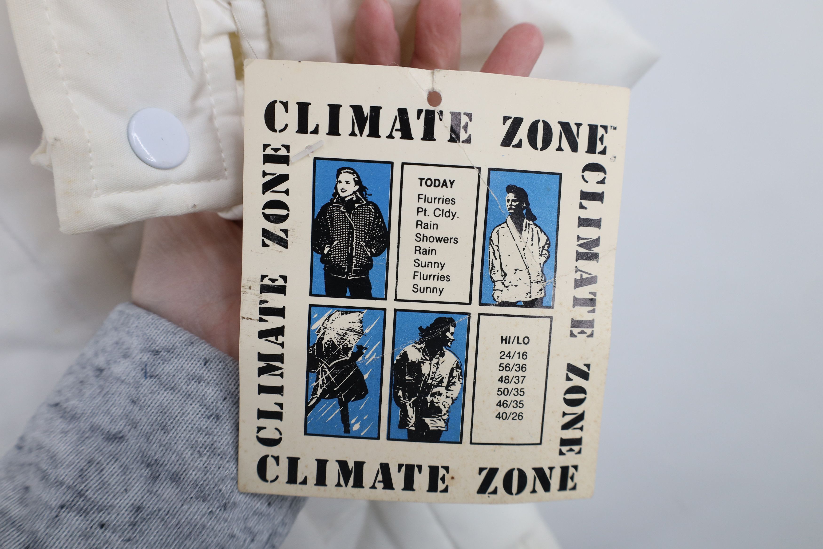 Vintage Deadstock Vintage 90s Streetwear Full Zip Puffer Jacket Size L / US 10 / IT 46 - 4 Thumbnail