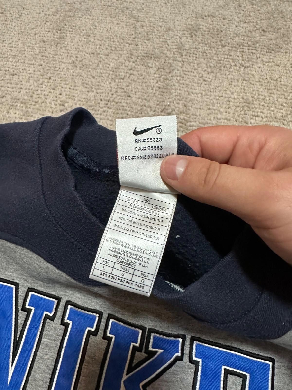 Nike Vintage Nike OverSize Sweatshirt Custom Distressed Y2K Sz L Size US L / EU 52-54 / 3 - 7 Thumbnail
