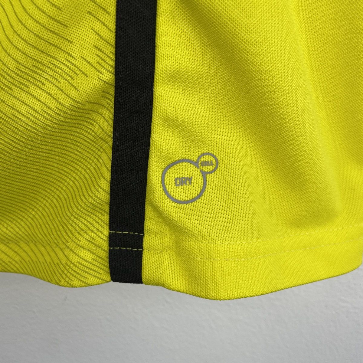 Puma Borussia Dortmund Home Puma Jersey Men’s Shirt 2013/2014 Size US L / EU 52-54 / 3 - 8 Thumbnail