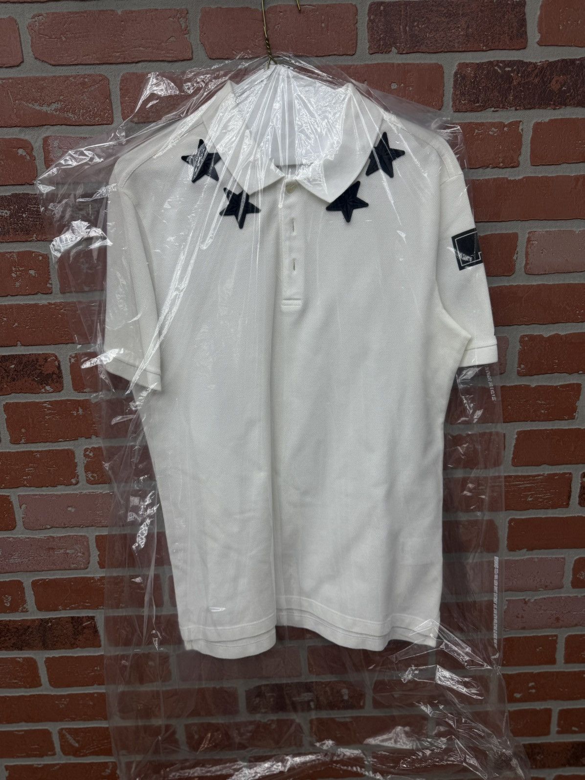 Givenchy Givenchy Men’s Dress Tee Stars Size L 🧼 Size US L / EU 52-54 / 3 - 4 Thumbnail