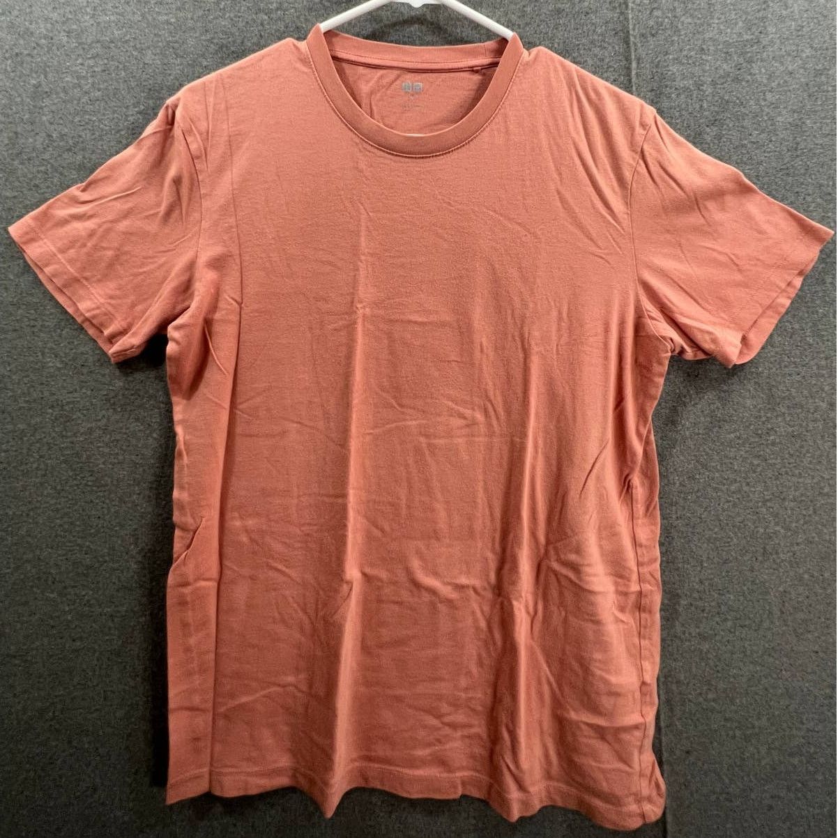 Uniqlo Uniqlo Shirt Adult Size Small Orange Casual T Shirt Mens Size US S / EU 44-46 / 1 - 1 Thumbnail