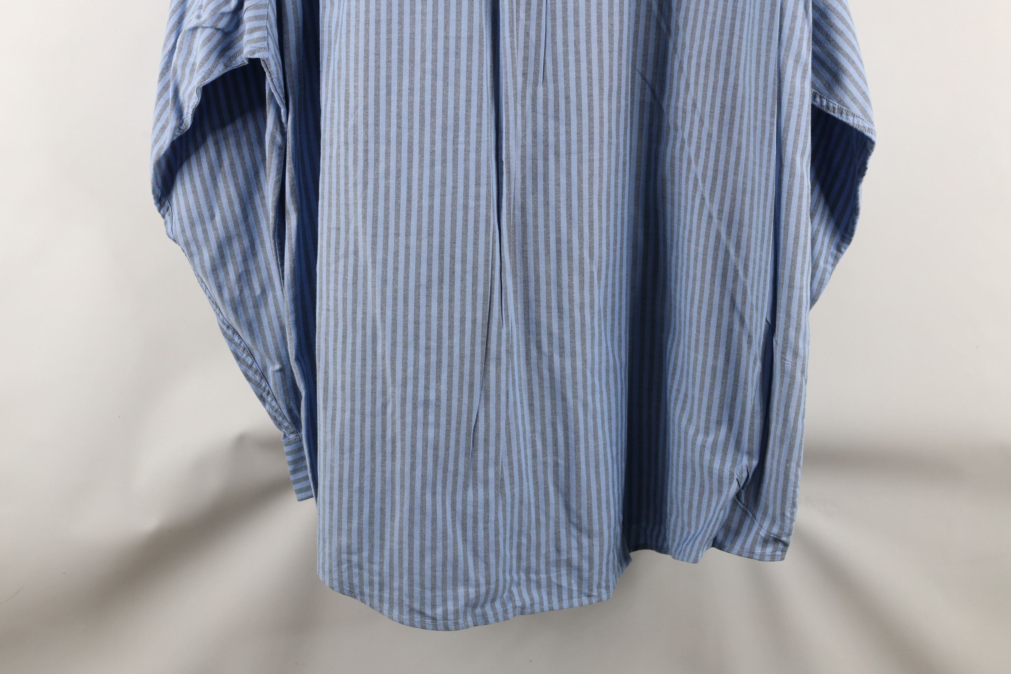 Eddie Bauer × Vintage Vintage 90s Eddie Bauer Collared Button Down Shirt Blue Size US XXL / EU 58 / 5 - 12 Thumbnail