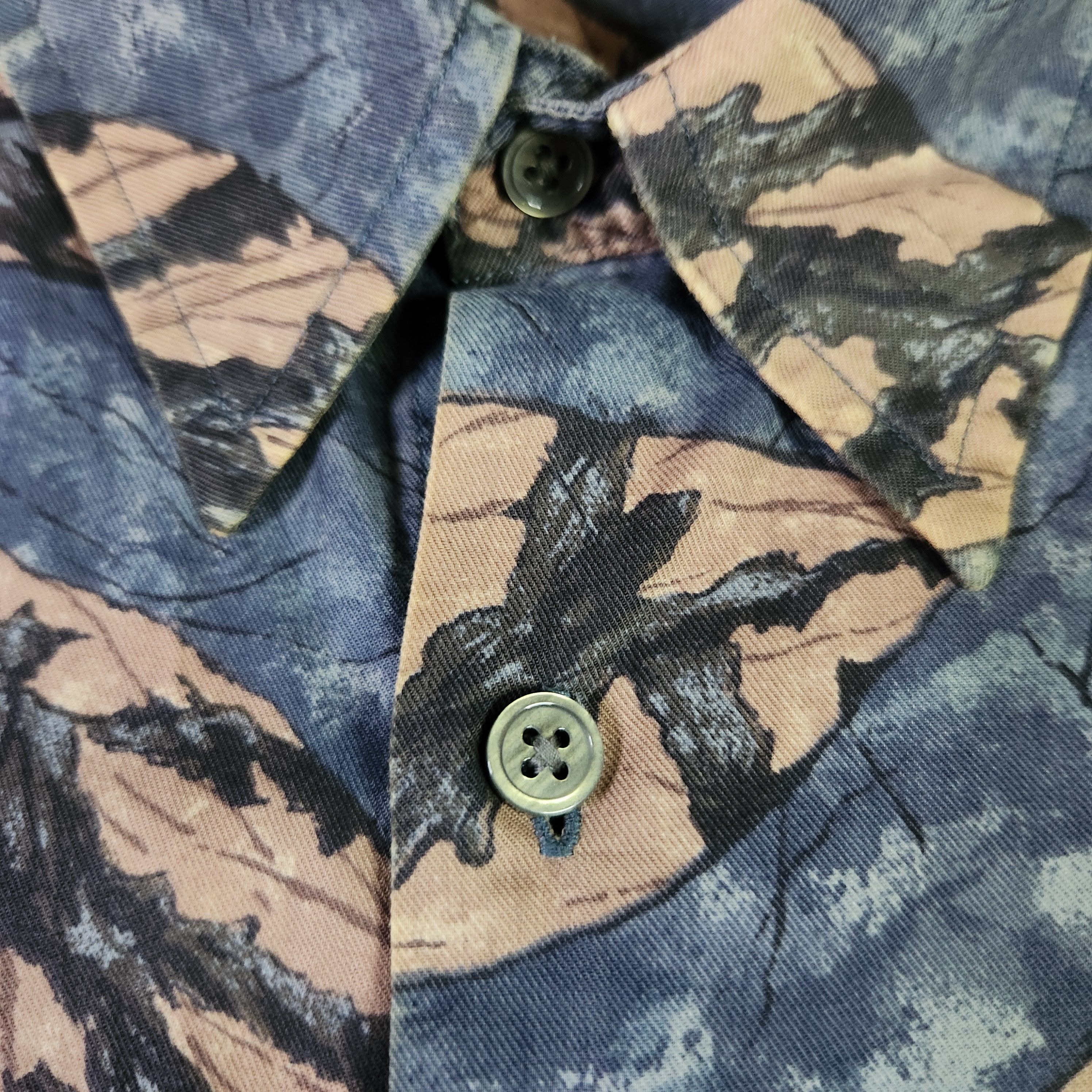 Vintage Timepieces VINTAGE Hawaiian Shirt XL Blue Short Sleeve Size US XL / EU 56 / 4 - 4 Thumbnail