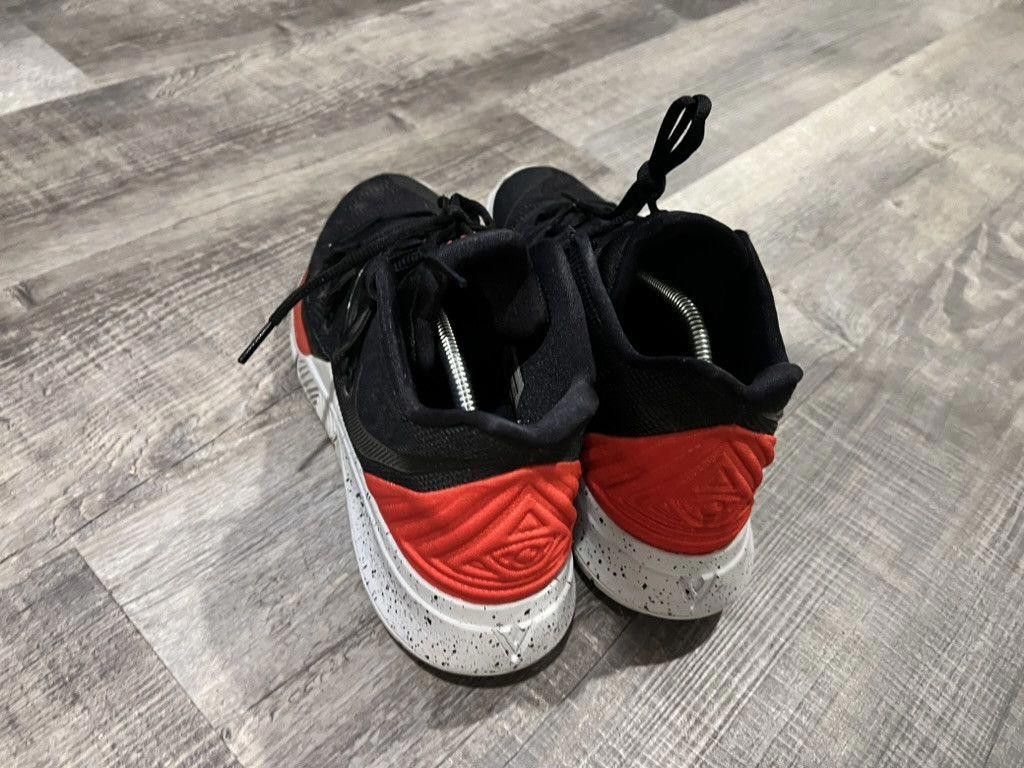 Nike NIKE • Kyrie 5 "2019 Bred" (10.5M) Size US 10.5 / EU 43-44 - 10 Thumbnail