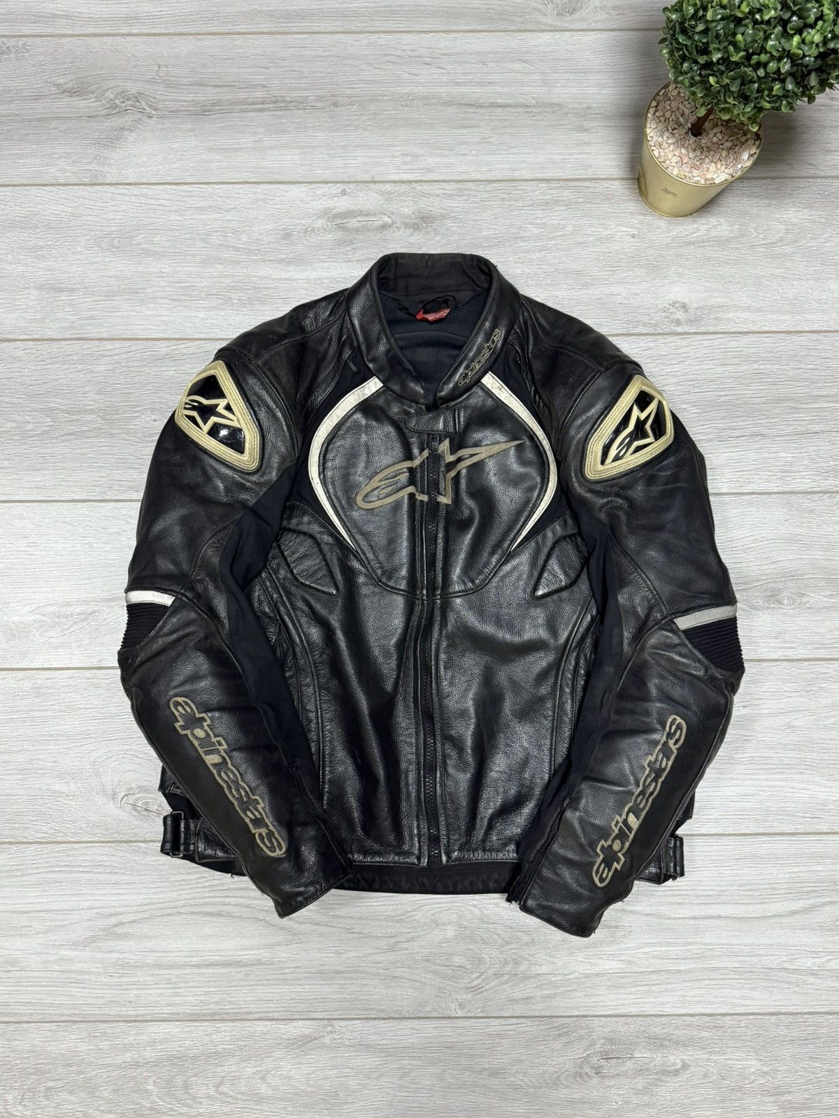 Alpinestars Alpinestars black leather racing jacket protection big logo Size US M / EU 48-50 / 2 - 1 Thumbnail