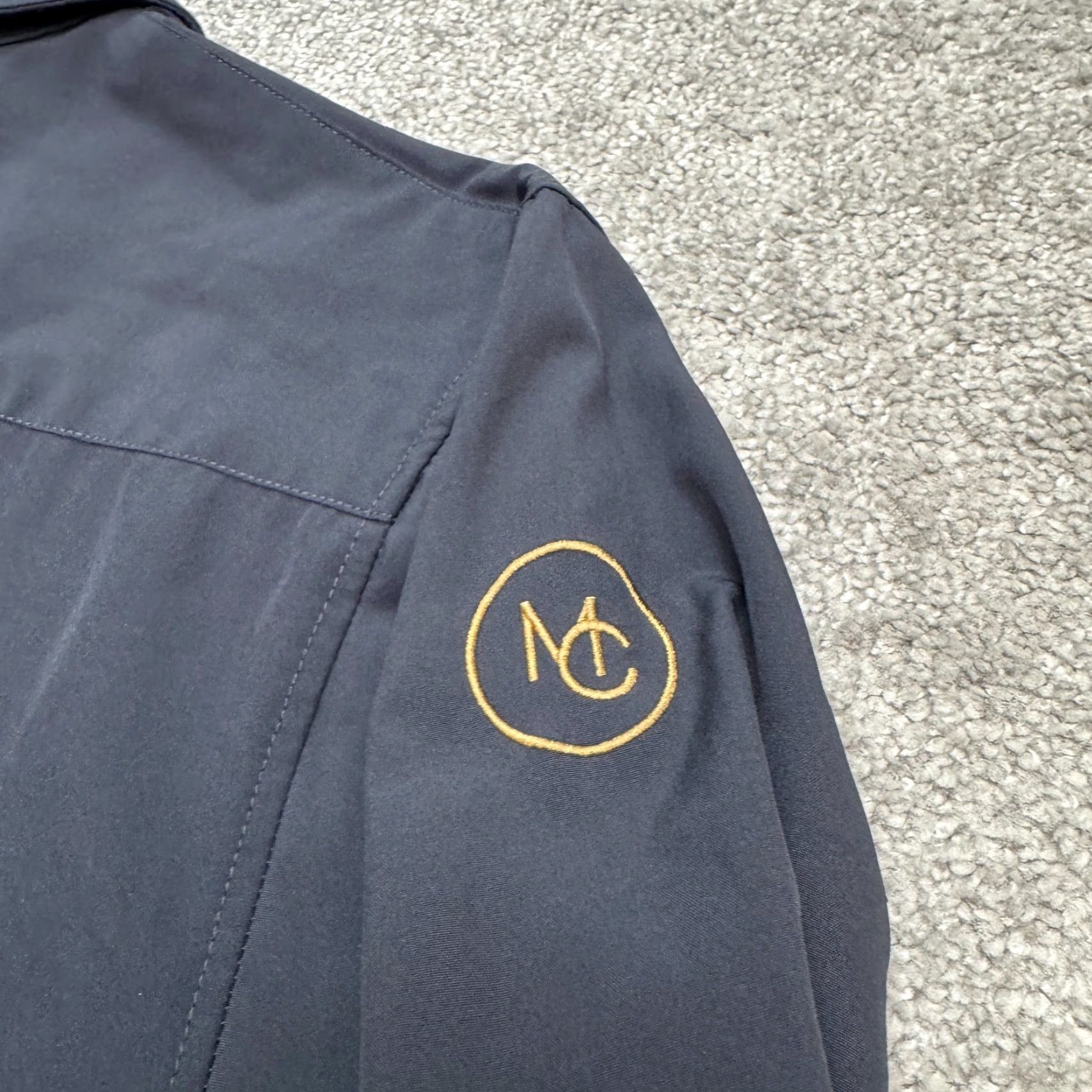 Vintage Mondetta Commuter Button-Down Shirt Mens Medium Navy Blue Pocket Stretch Classic Size US M / EU 48-50 / 2 - 4 Thumbnail