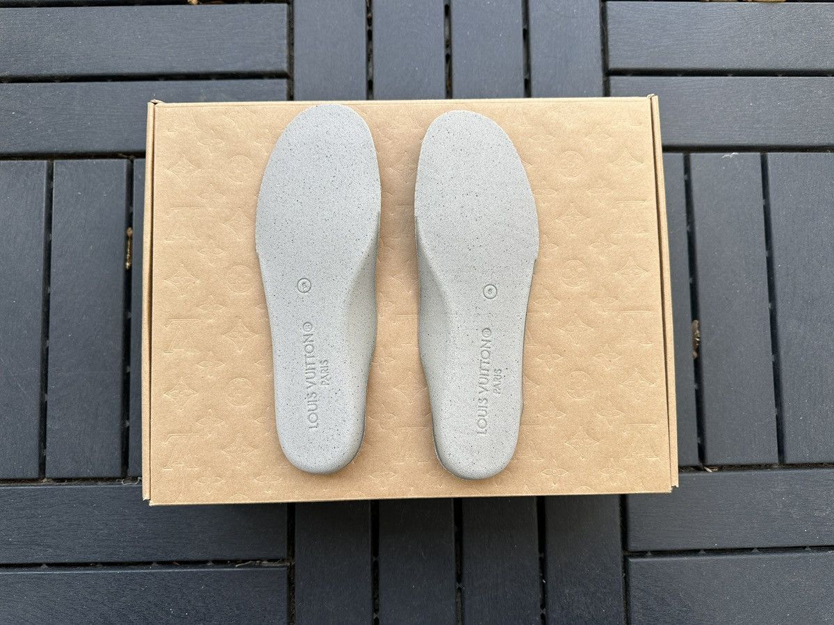 Louis Vuitton Louis Vuitton Nike Air Force 1 Low Gold Size US 6 / EU 39 - 9 Thumbnail