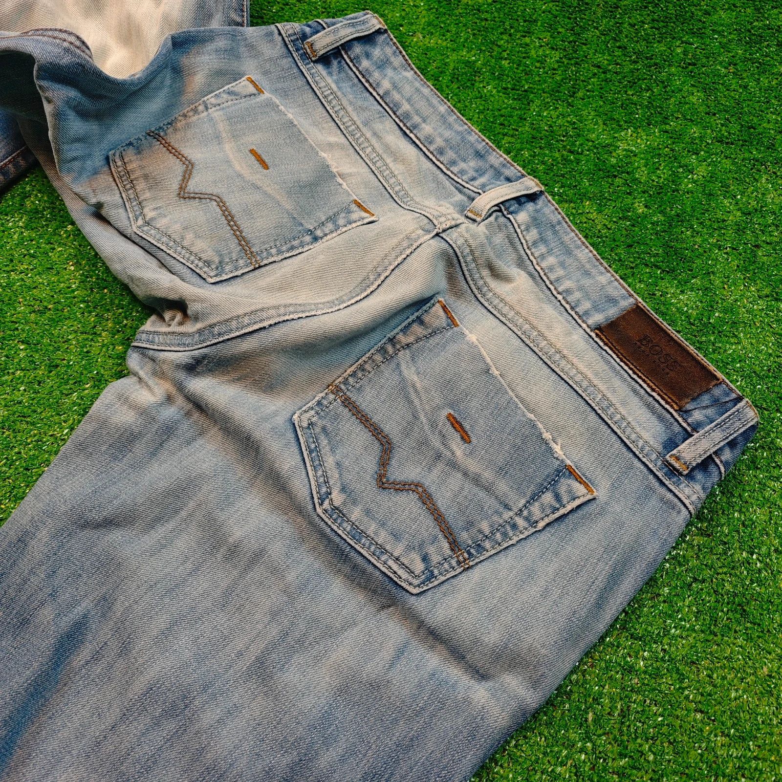 Hugo Boss Hugo Boss Jeans Womens 30 Straight zip fly blue light Size 30" / US 8 / IT 44 - 7 Thumbnail