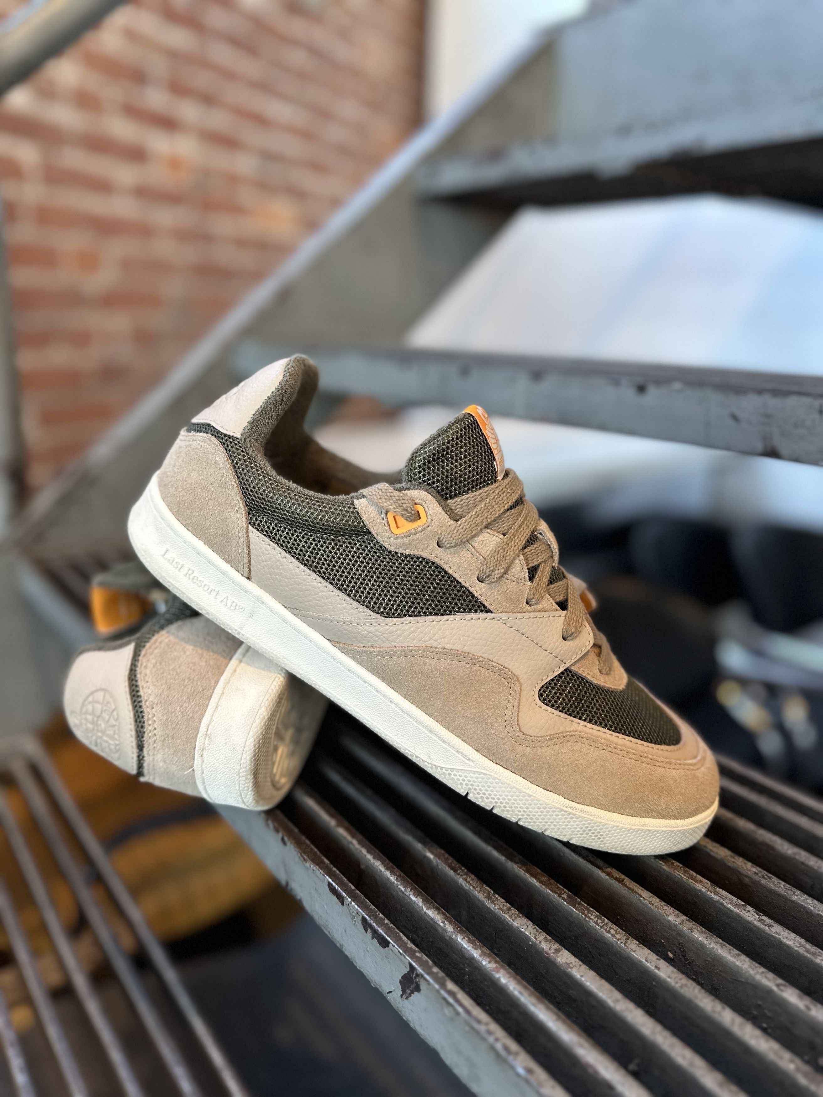 LAST RESORT AB CM002-LO Tactile Green / White sz 11