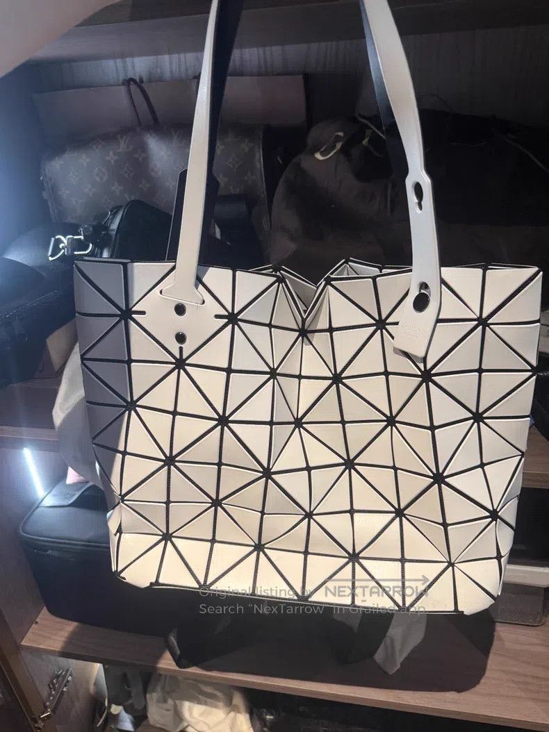 Issey Miyake Issey Miyake White Handbag Size ONE SIZE - 1 Thumbnail