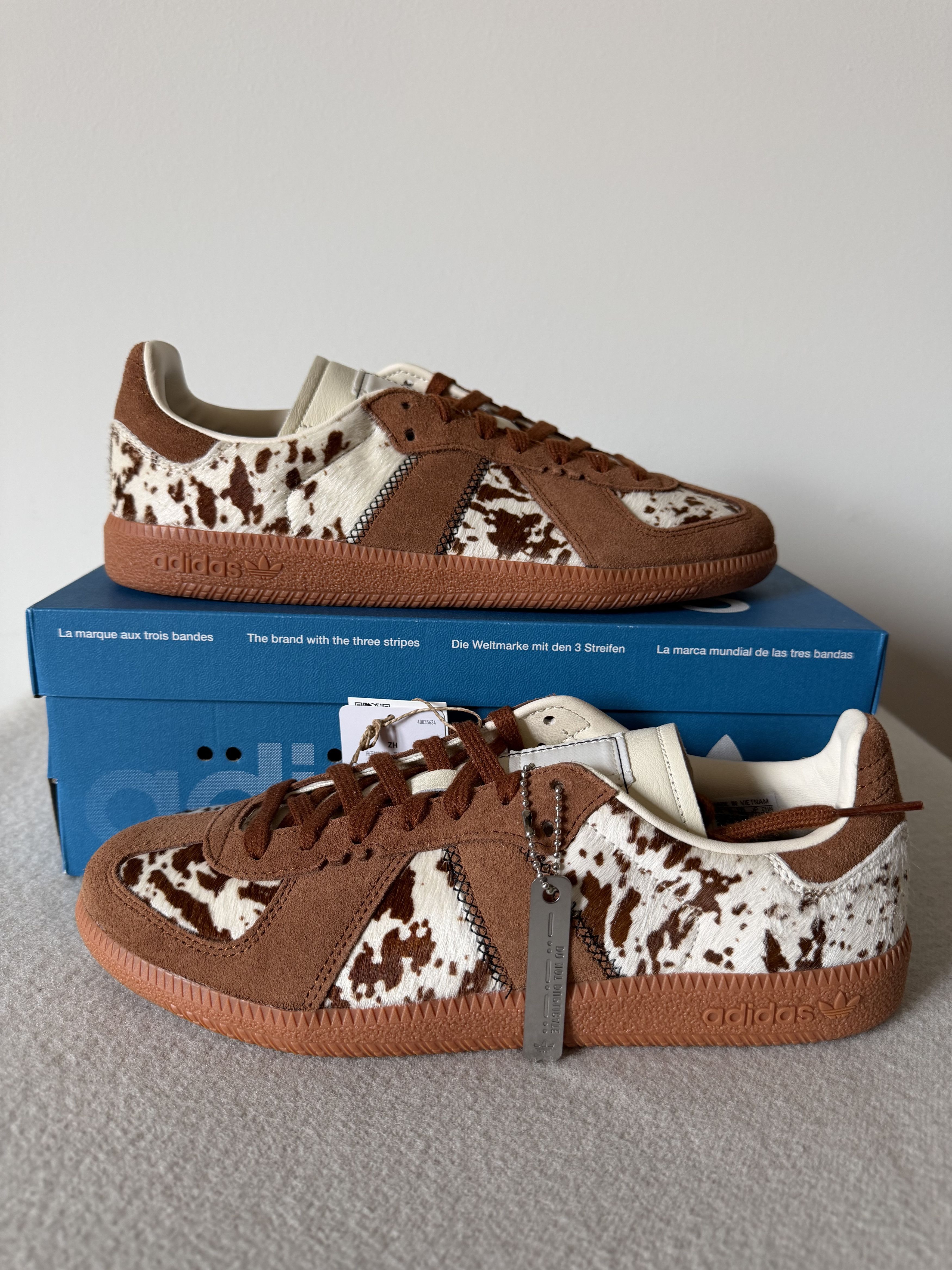 Adidas Adidas BW Army Do Not Duplicate in Rodeo Brown Cow Print Size US 8 / EU 41 - 2 Thumbnail