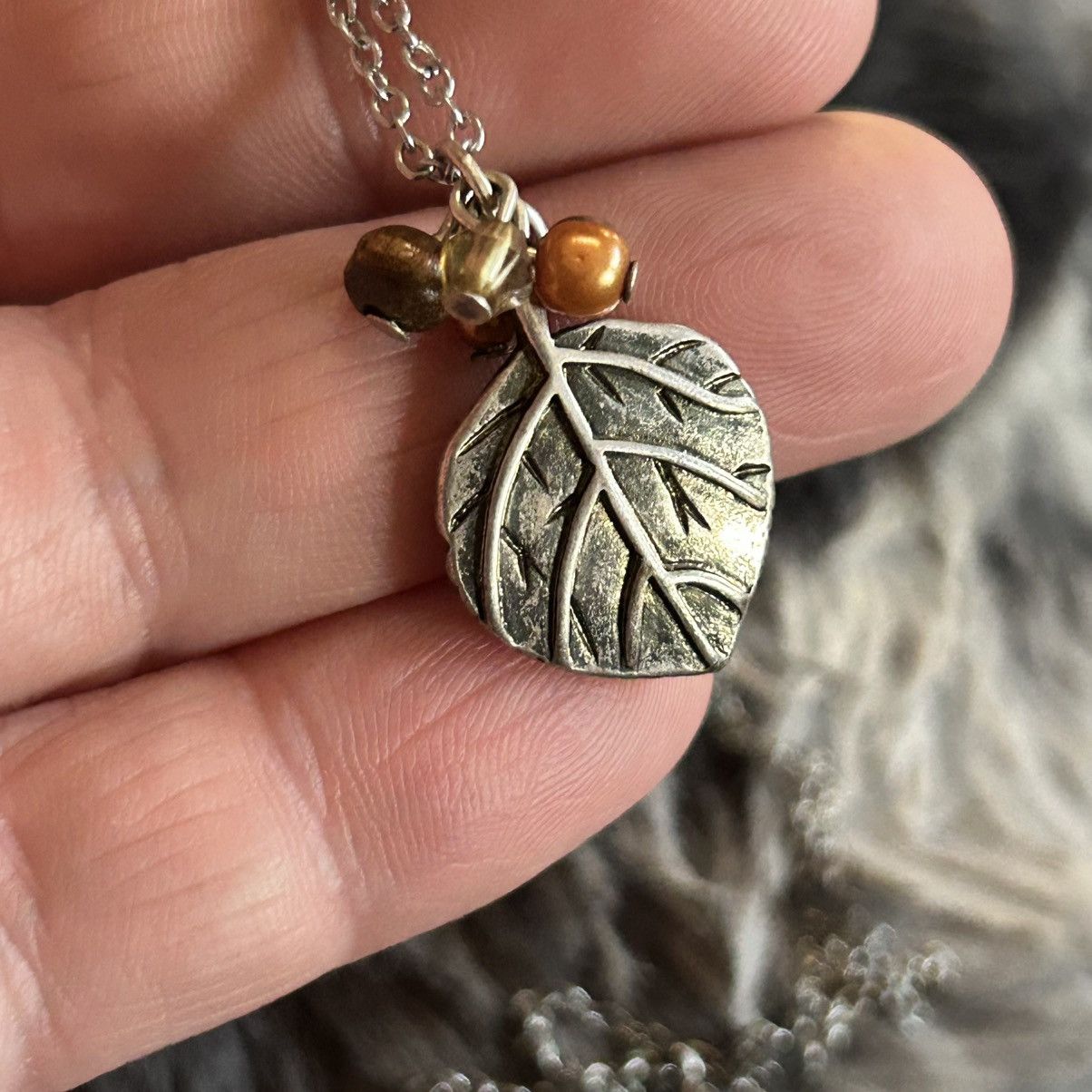 Handmade Handcrafted bead cluster botanical leaf pendant necklace Size ONE SIZE - 5 Thumbnail