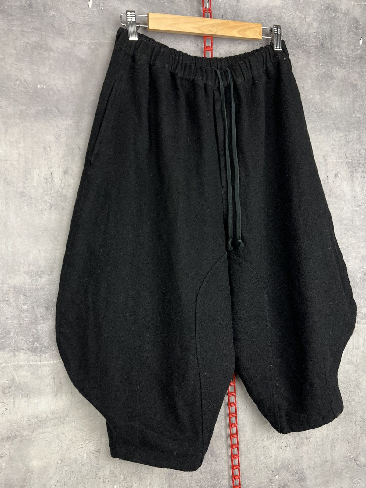 Comme des Garcons Black Comme des Garcon Black Wool Balloon Pants Size US 32 / EU 48 - 4 Thumbnail