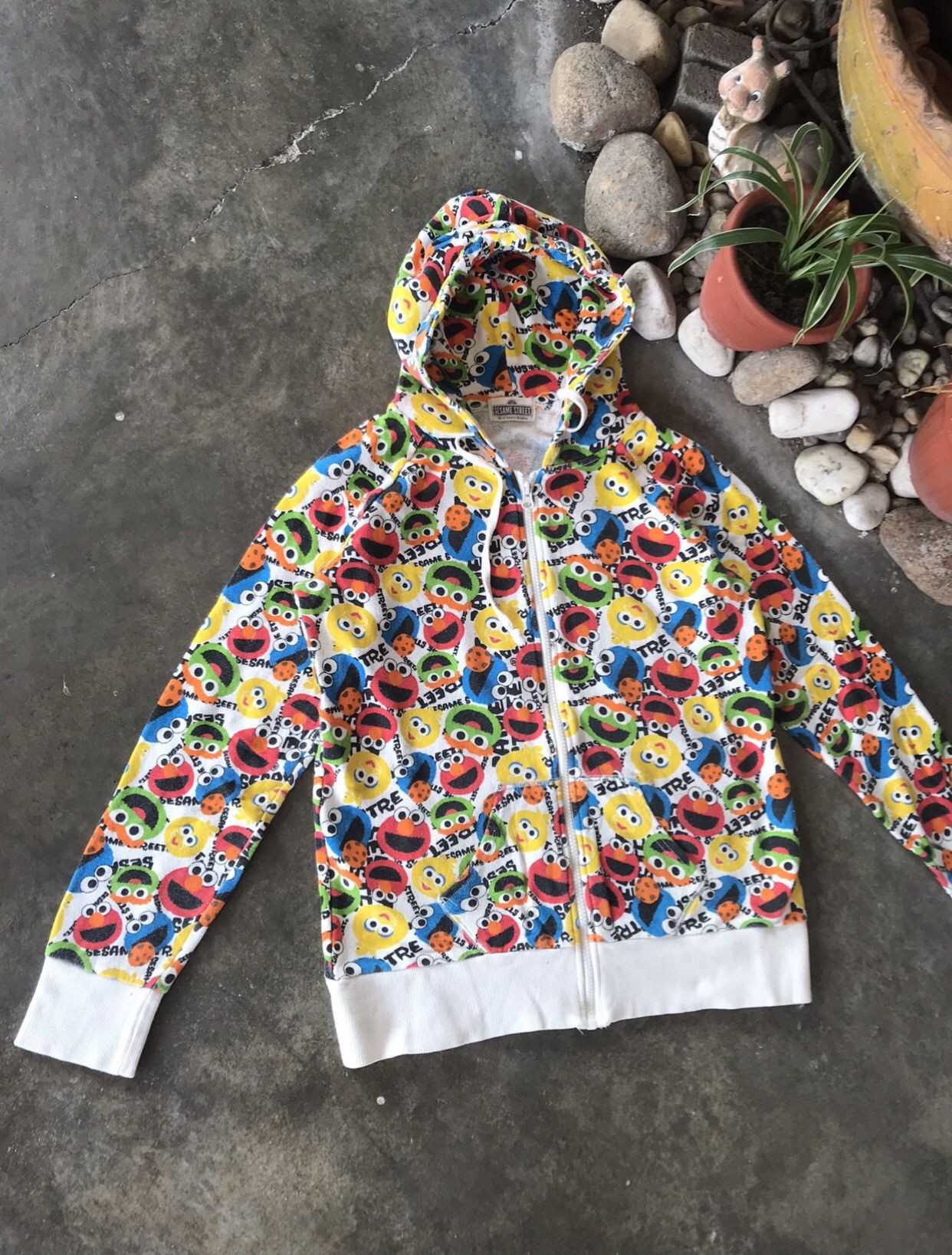 Cartoon Network × Japanese Brand × Vintage 🔥 RARE 🔥 VINTAGE Sesame Street Hoddie Colourful Fullzip Size US M / EU 48-50 / 2 - 3 Thumbnail