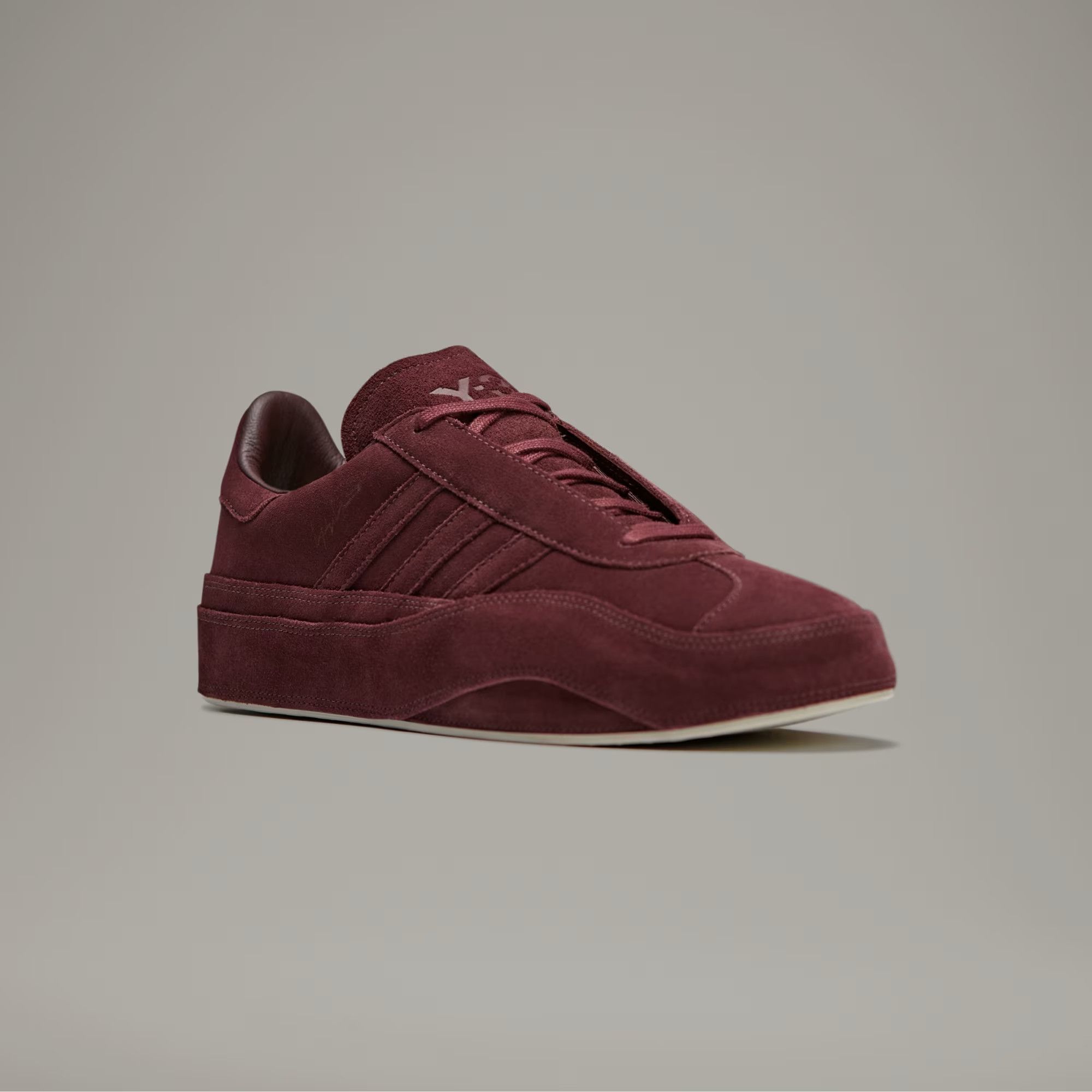Adidas o1mle0725 Low-Top Sneakers in Burgundy Size US 7.5 / EU 40-41 - 3 Thumbnail