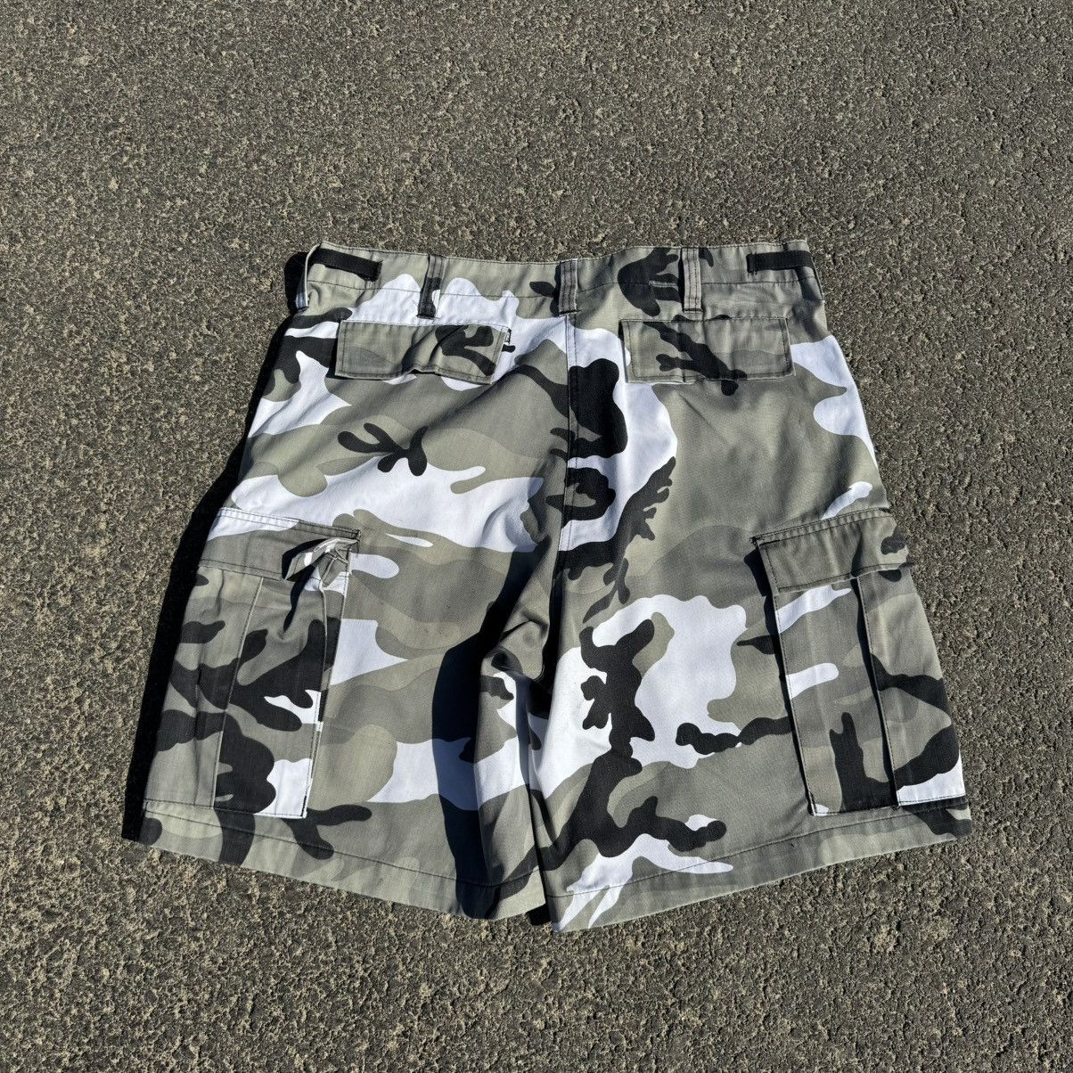 Japanese Brand Japanese Style Camo Jorts Archive avant garde y2k baggy Size US 34 / EU 50 - 6 Thumbnail