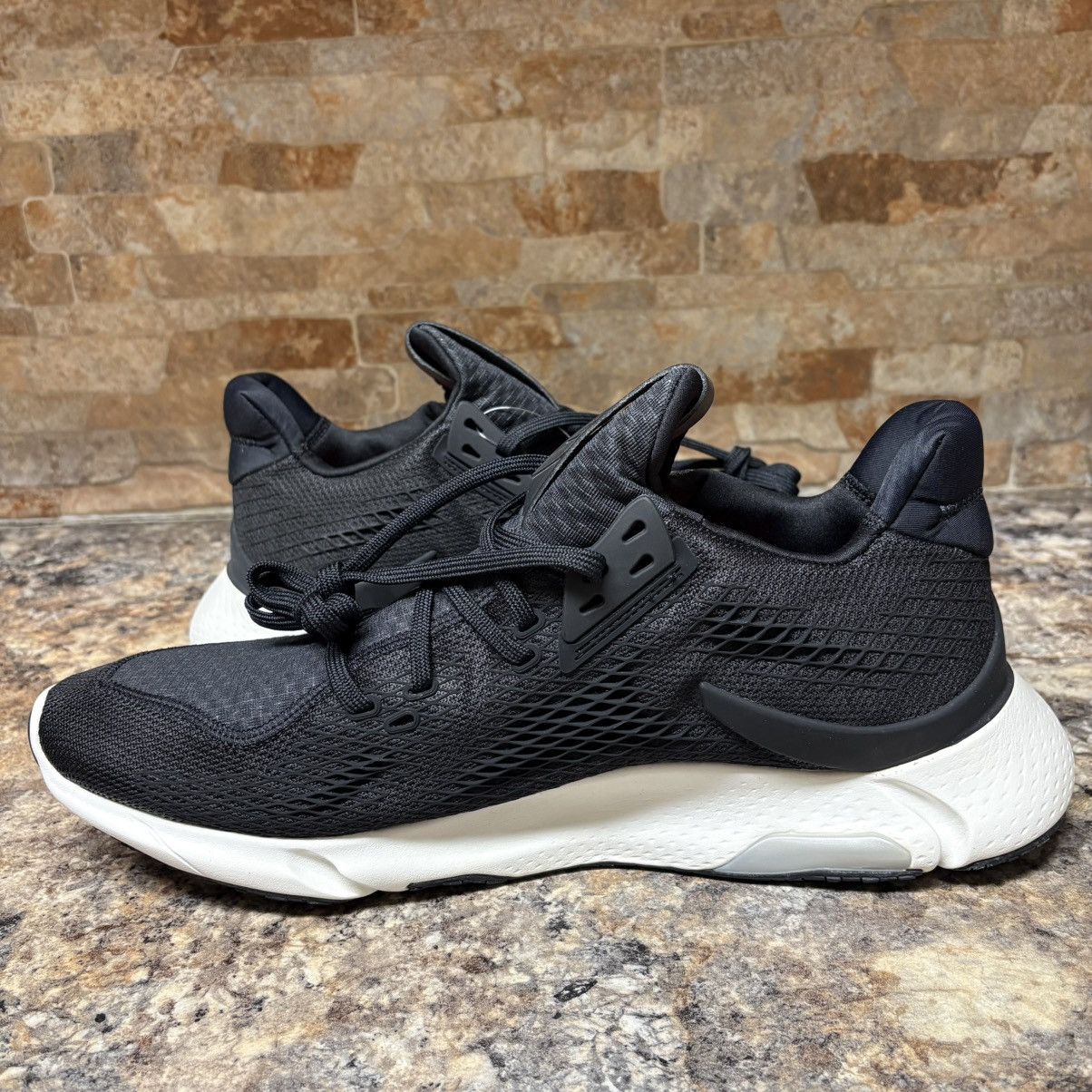 Adidas Adidas EG1399 Mens Edge Xt Running Sneakers Size 14 Size US 14 / EU 47 - 7 Thumbnail