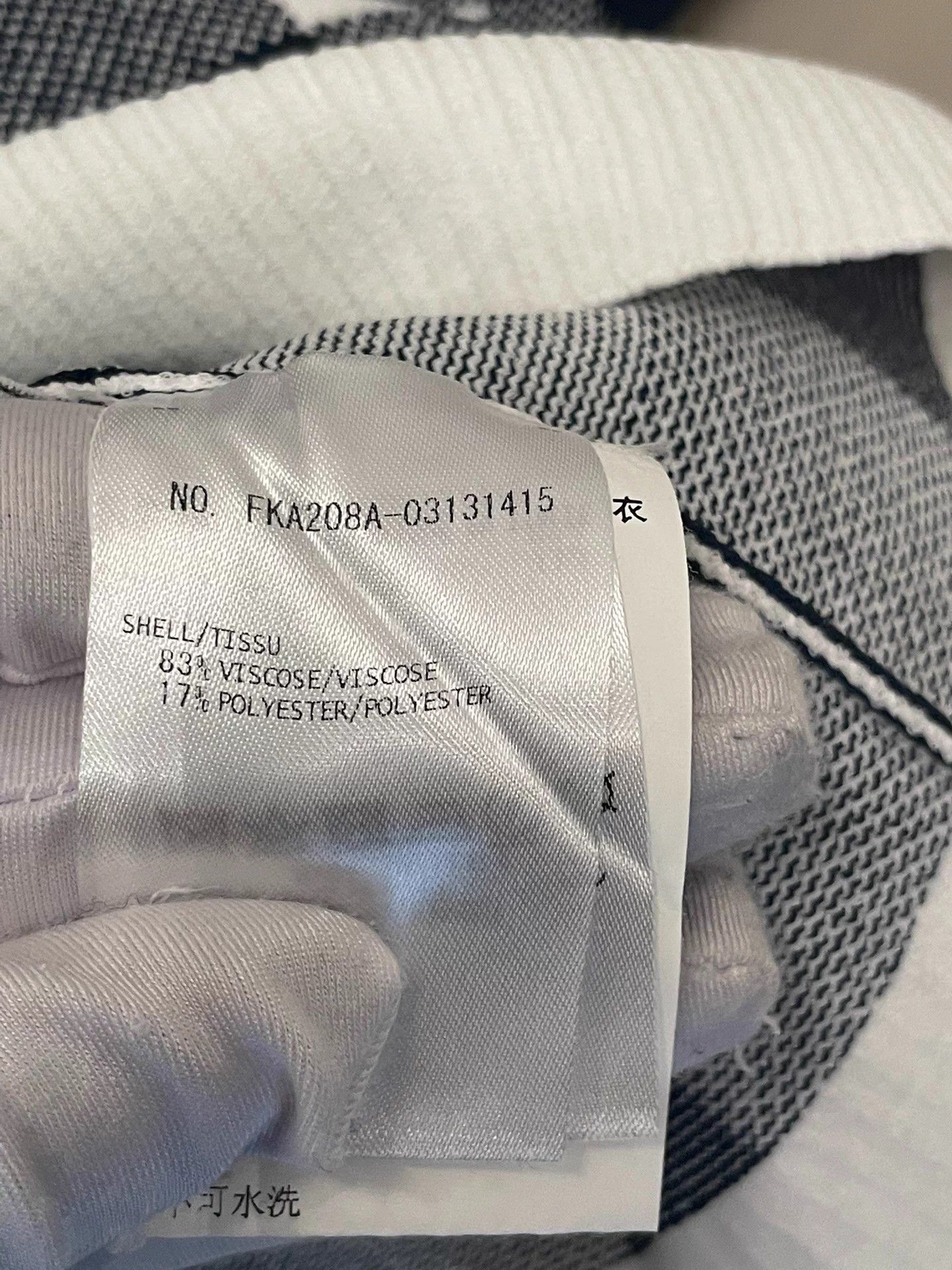 Thom Browne Thom Browne TB Plaid Short T-shirt 38 Size S / US 4 / IT 40 - 5 Thumbnail