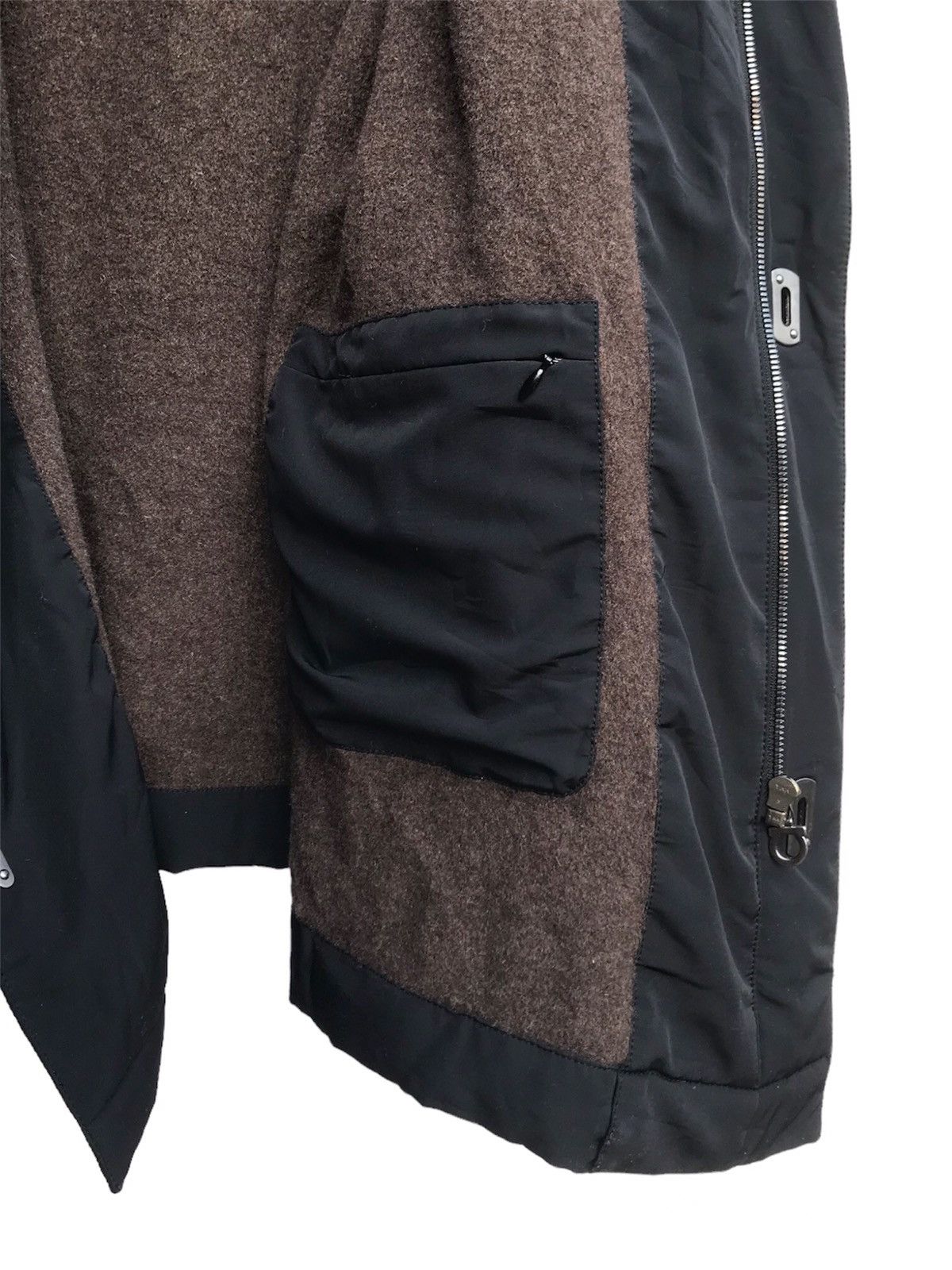Salvatore Ferragamo Vintage Sticky Salvatore Ferragamo Coat Size US M / EU 48-50 / 2 - 11 Thumbnail