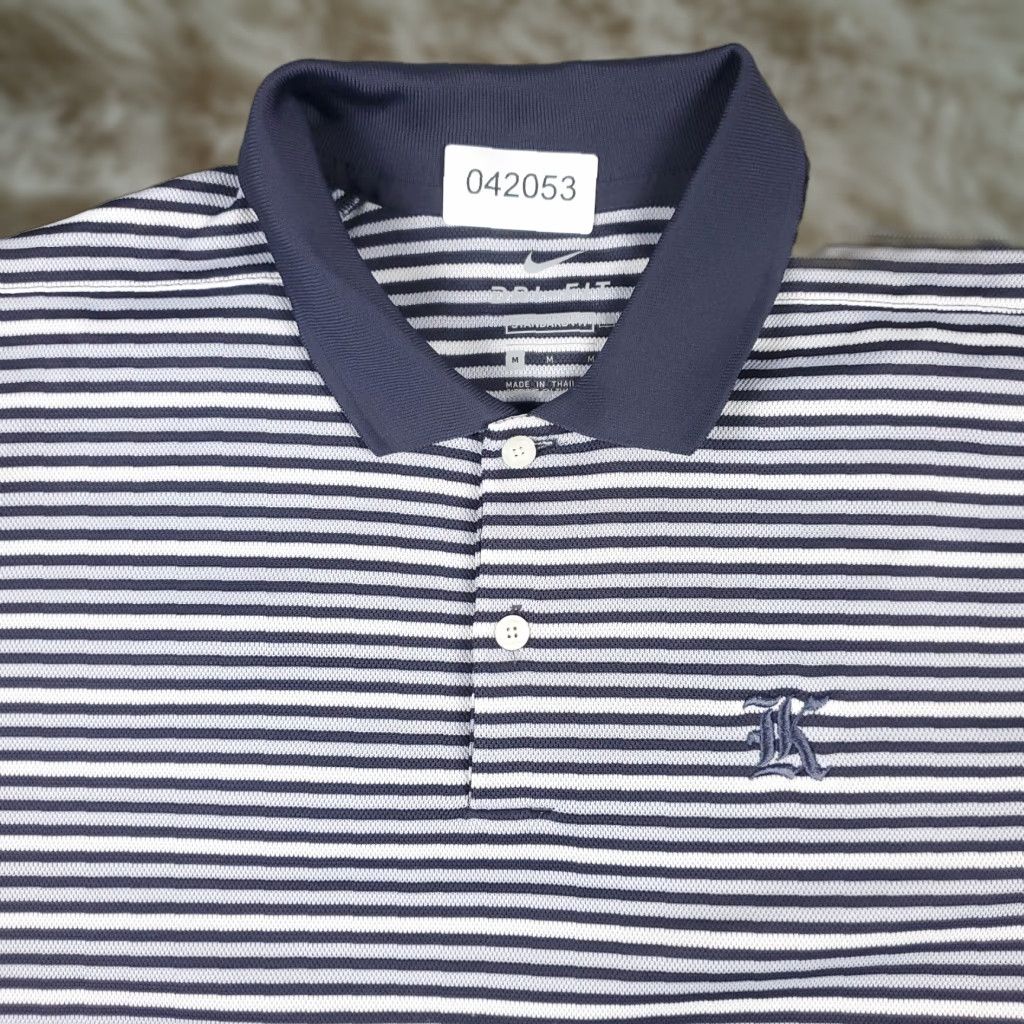Nike Nike Polo Shirt Mens M Blue Striped Swoosh Golf Casual Short Sleeve polo shirt Nike Golf Men Medium Blue Striped Swoosh Size US M / EU 48-50 / 2 - 1 Thumbnail