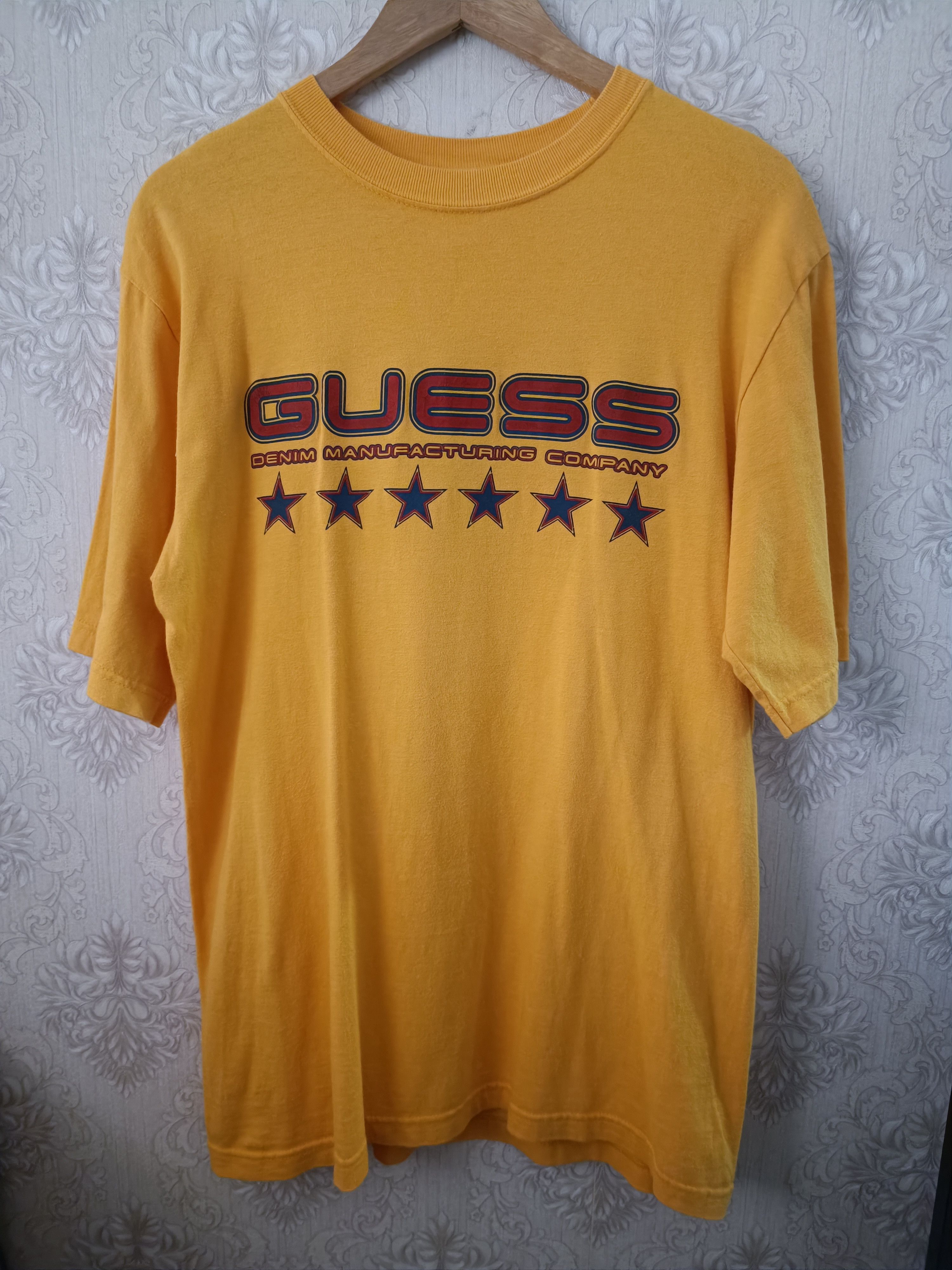 Guess × Vintage Guess U.S.A T Shirt Size US M / EU 48-50 / 2 - 1 Thumbnail