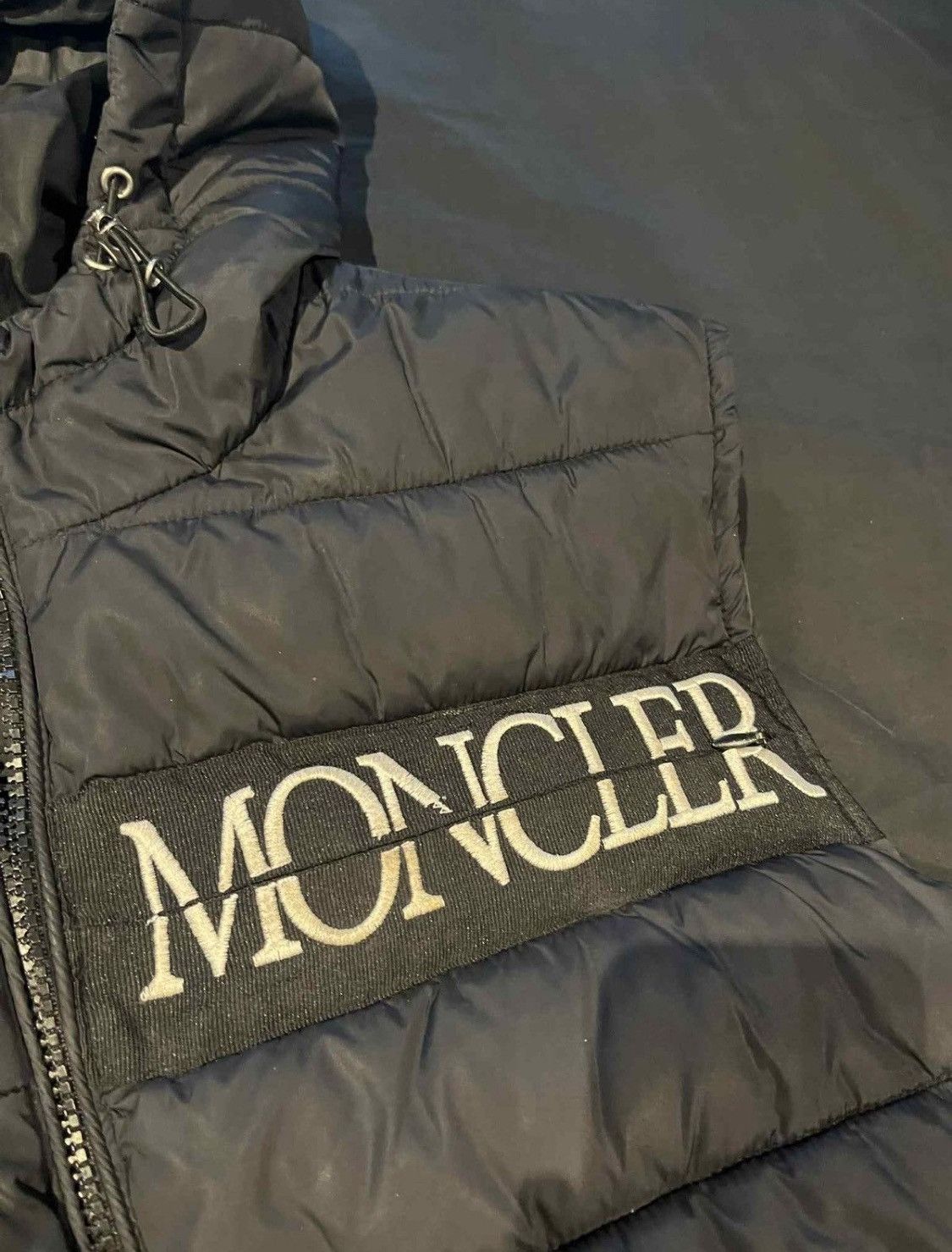 Moncler Laruns Moncler Gilet Size US S / EU 44-46 / 1 - 2 Thumbnail