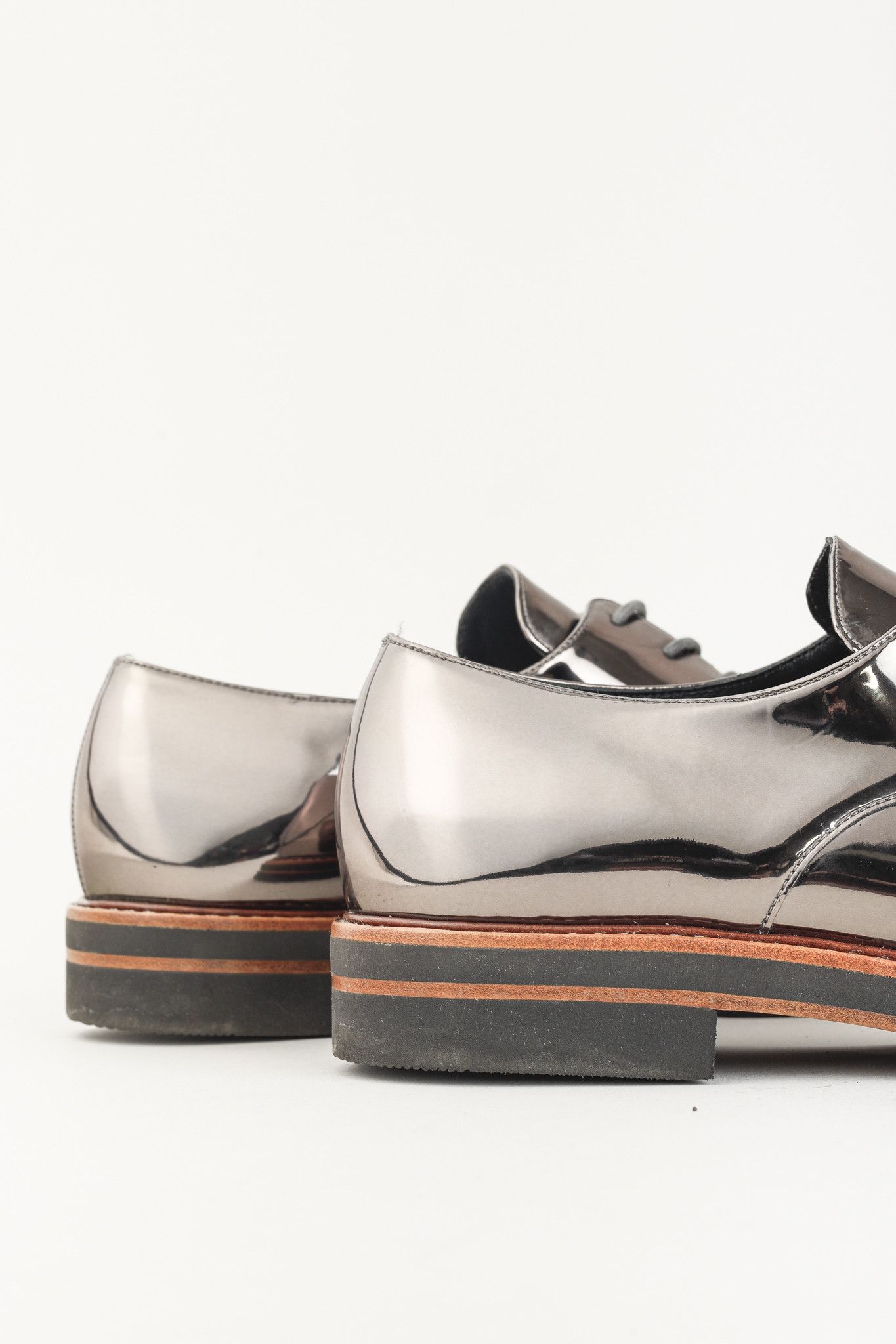 Stuart Weitzman Stuart Weitzman Metro Tin Metallic Mirrored-Leather Oxfords Size US 10 / IT 40 - 9 Thumbnail