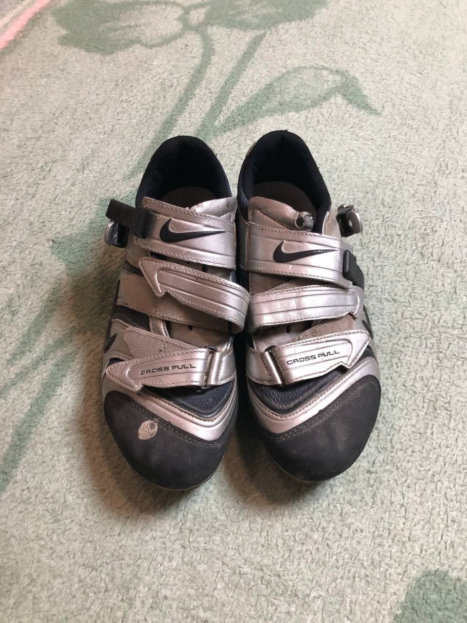 Nike Nike shoes Size US 8.5 / EU 41-42 - 2 Thumbnail