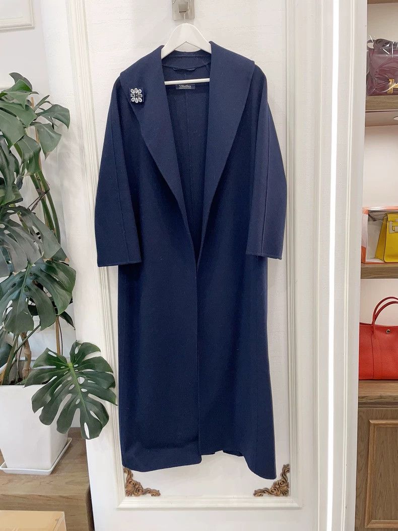 MaxMara Long Wool Blue Coat with Brooch -dmc