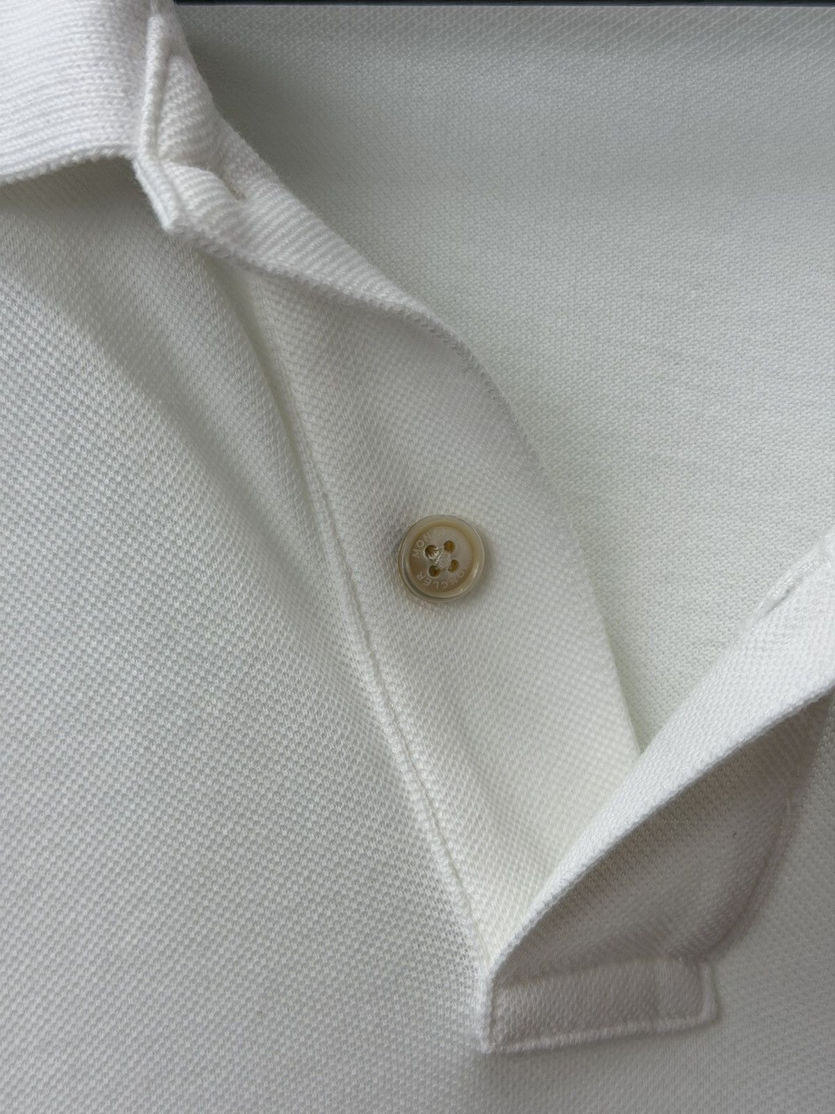 Moncler Moncler Polo T-Shirt Patch Logo Cotton White Size US L / EU 52-54 / 3 - 5 Thumbnail