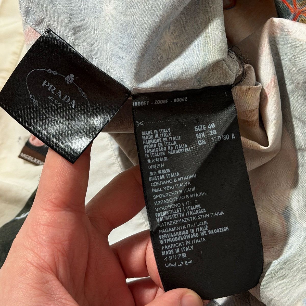 Prada AW16 Prada ‘Impossible Love’ Shirt Size US S / EU 44-46 / 1 - 6 Thumbnail