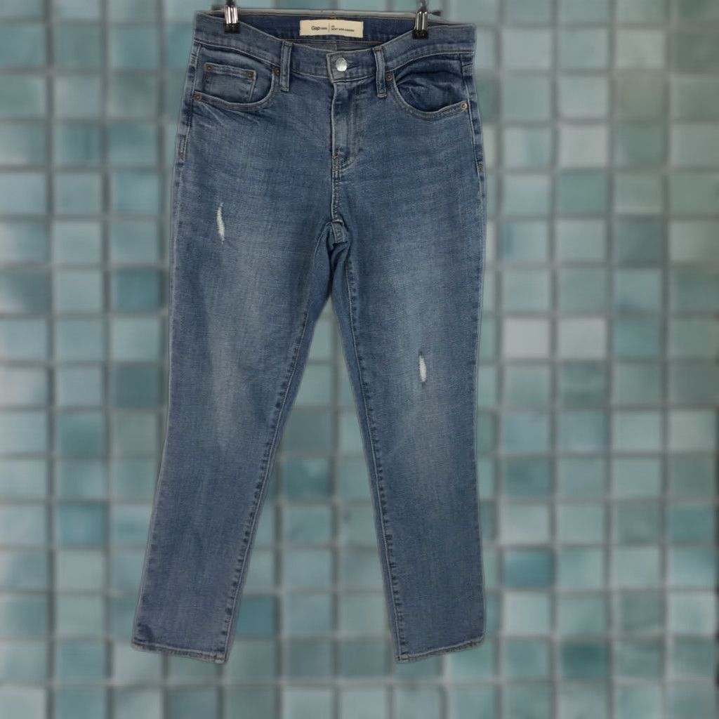 Gap Gap 1969 Best Girlfriend Jeans Distressed Regular Fit Blue Denim Size 26 Womens Size 26" / US 2 / IT 38 - 1 Thumbnail
