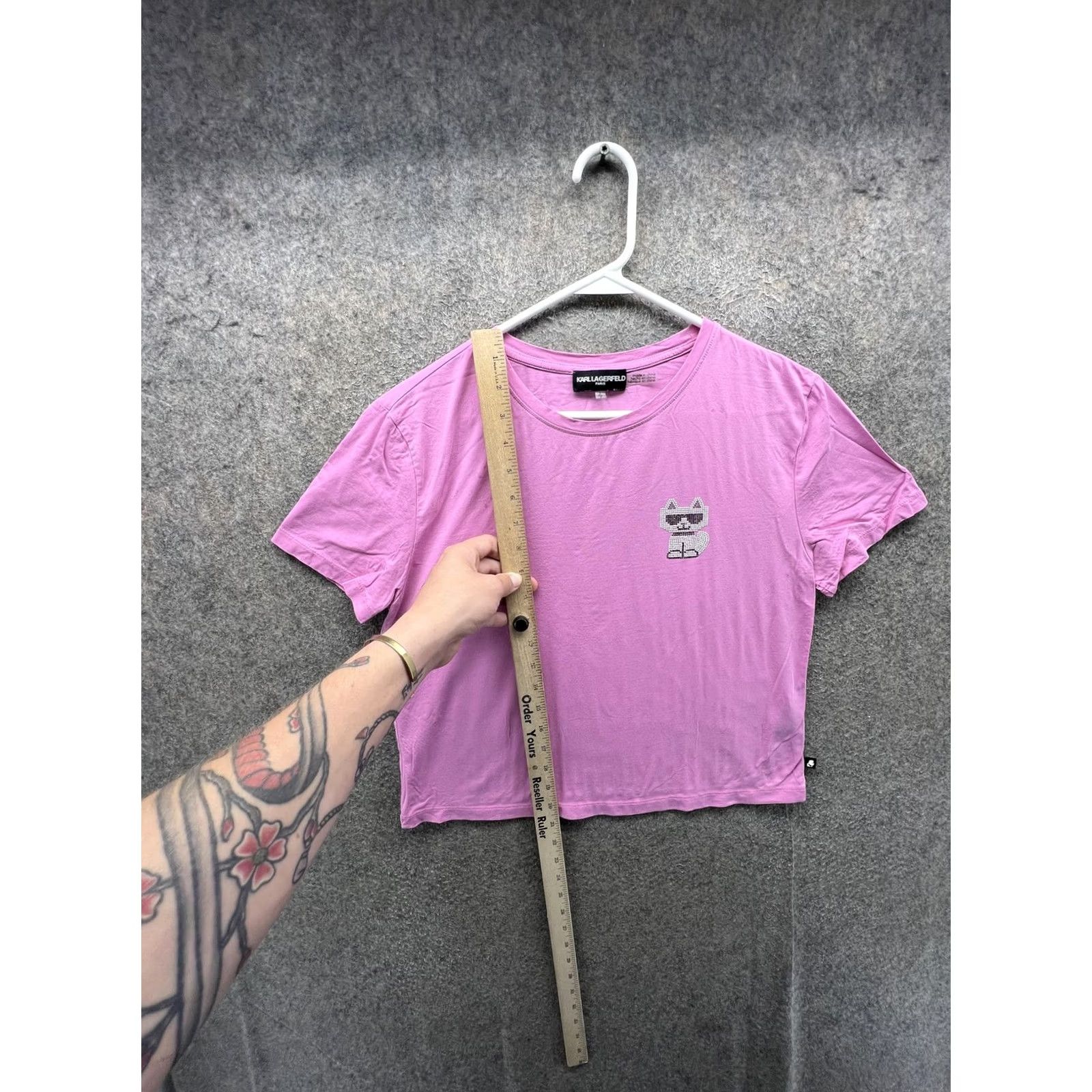 Karl Lagerfeld Karl Lagerfeld Paris Shirt Womens Small Pink Cat Rhinestone Cropped Top Size S / US 4 / IT 40 - 6 Thumbnail