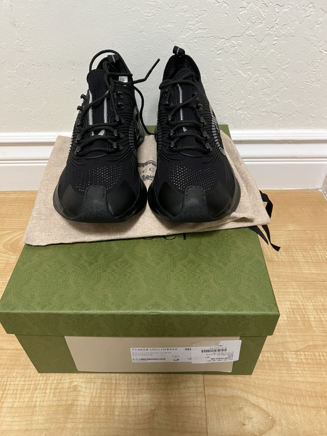 Gucci Gucci Run Sneaker 'All Black' 714658-USM10-8442 Size US 13 / EU 46 - 1 Thumbnail