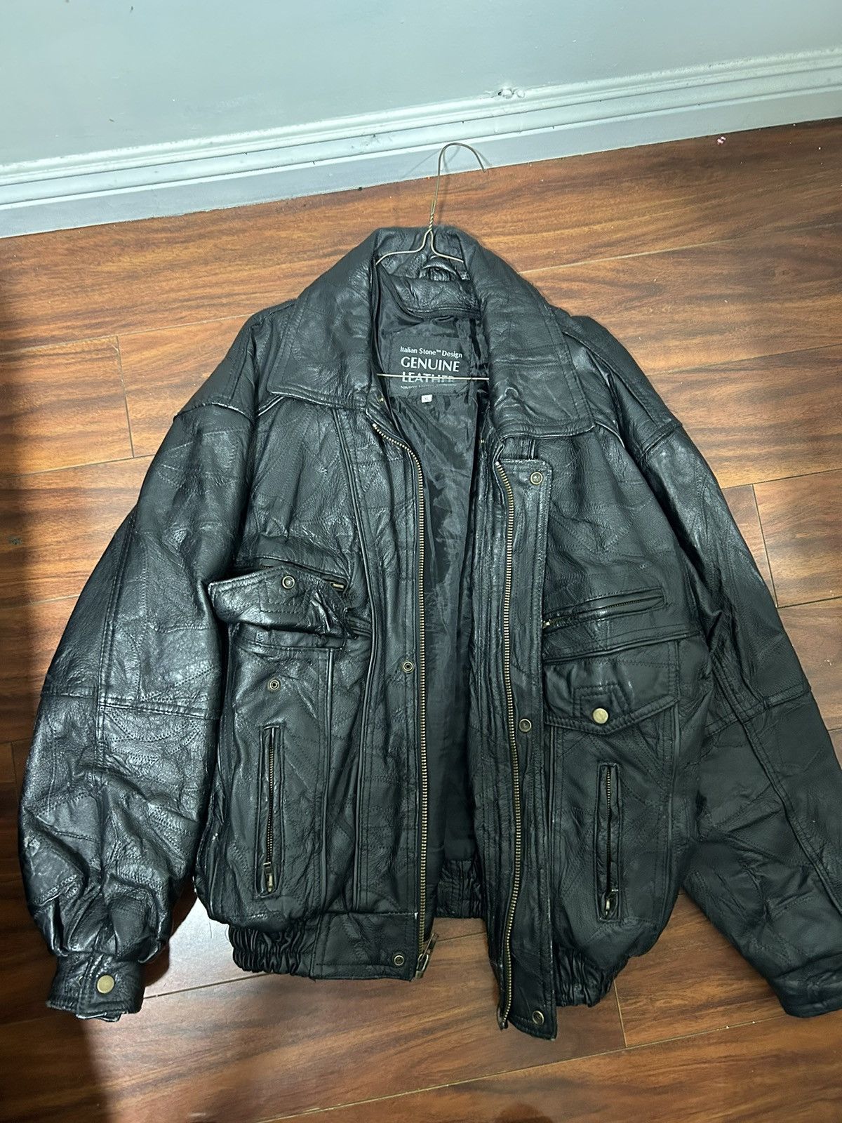 Vintage Black heavy leather jacket Size US L / EU 52-54 / 3 - 1 Thumbnail