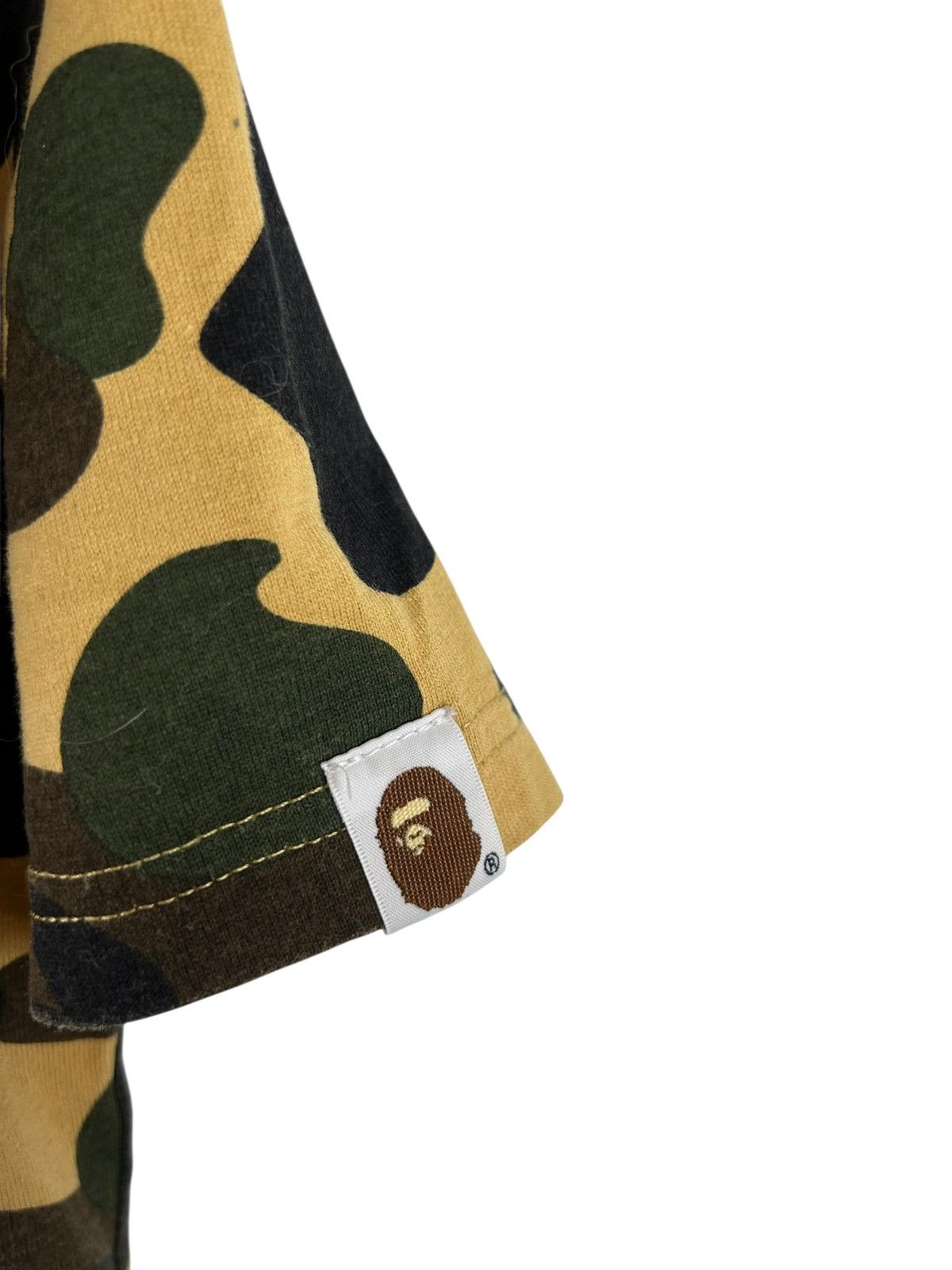 Bape Bape 1st Camo Shark Print T-Shirt Size US XL / EU 56 / 4 - 9 Thumbnail