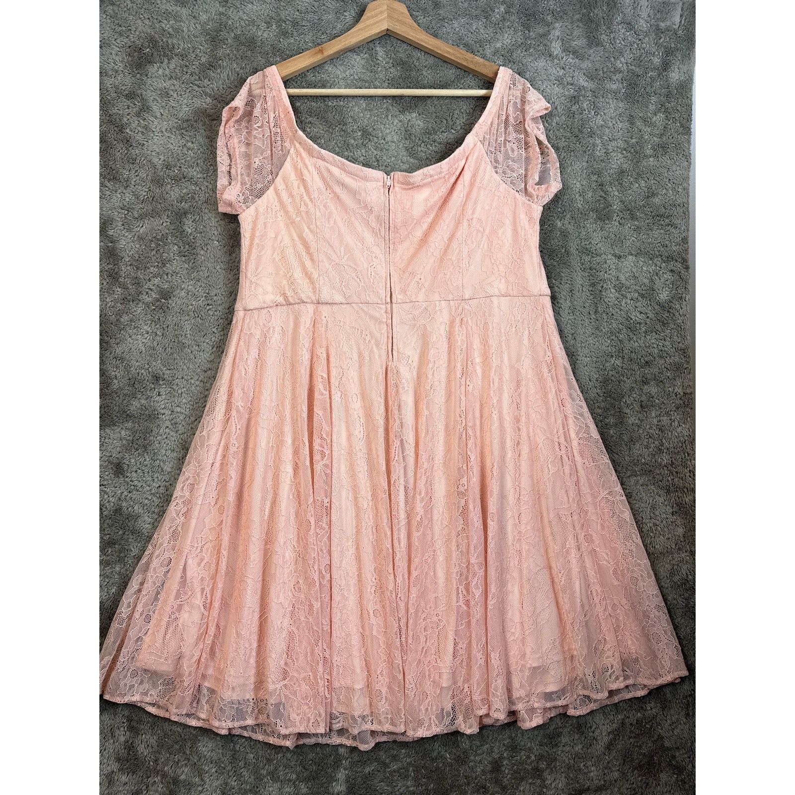 Other Torrid Lace Off Shoulder Mini Dress Blush Pink Women's 16 Size XXL / US 16-18 / IT 52-54 - 2 Thumbnail
