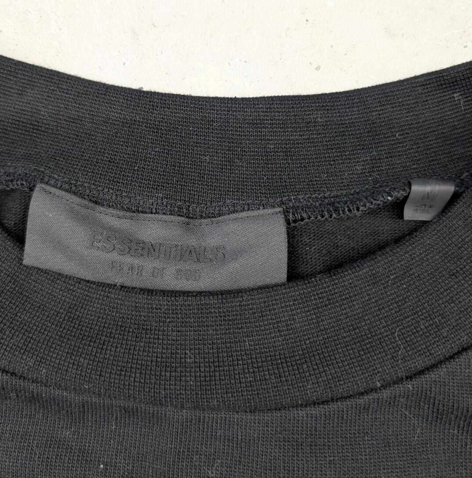 Essentials Essentials Fear Of God Black on Black Heavyweight T-shirt Size US M / EU 48-50 / 2 - 3 Thumbnail