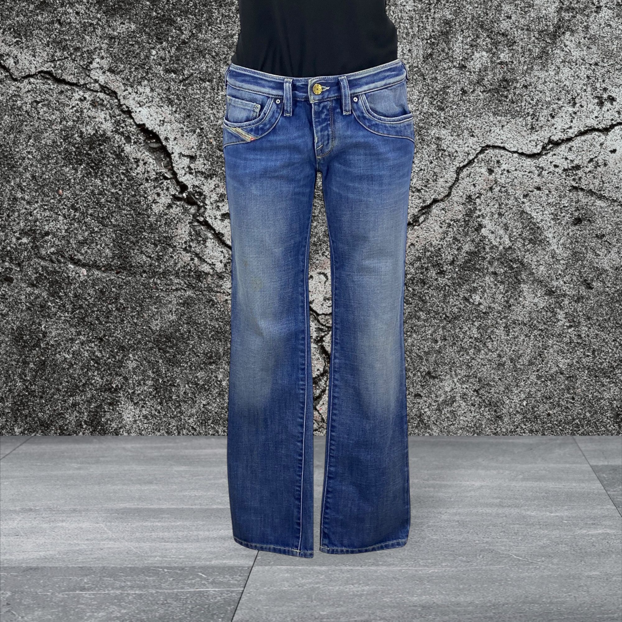 Diesel × Japanese Brand Diesel Low Rise Jeans Made in Italy Size 26" / US 2 / IT 38 - 2 Thumbnail