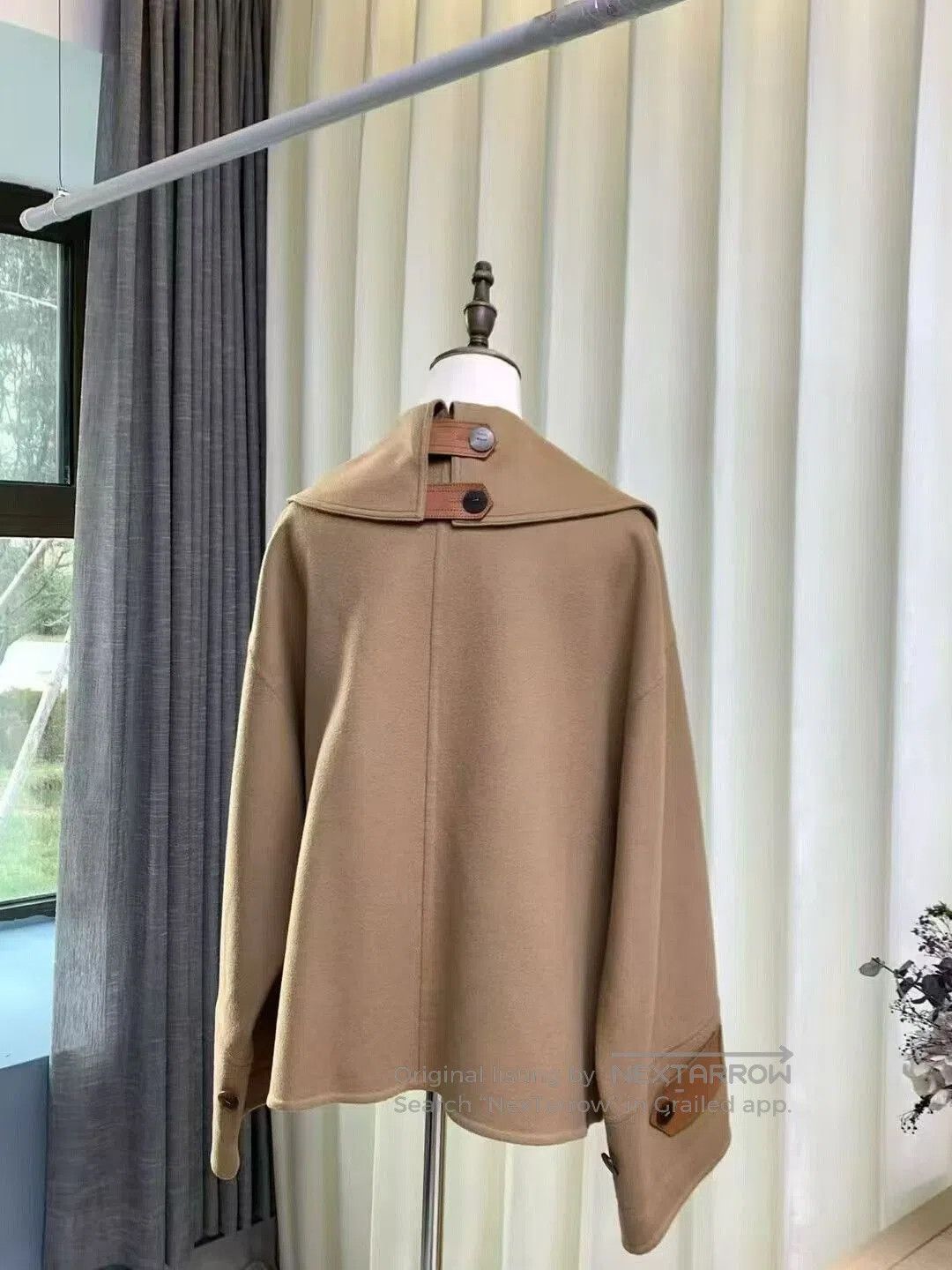 Loewe LOEWE Camel Cashmere Loose Coat. Size XXS / US 00 / IT 34 - 6 Thumbnail