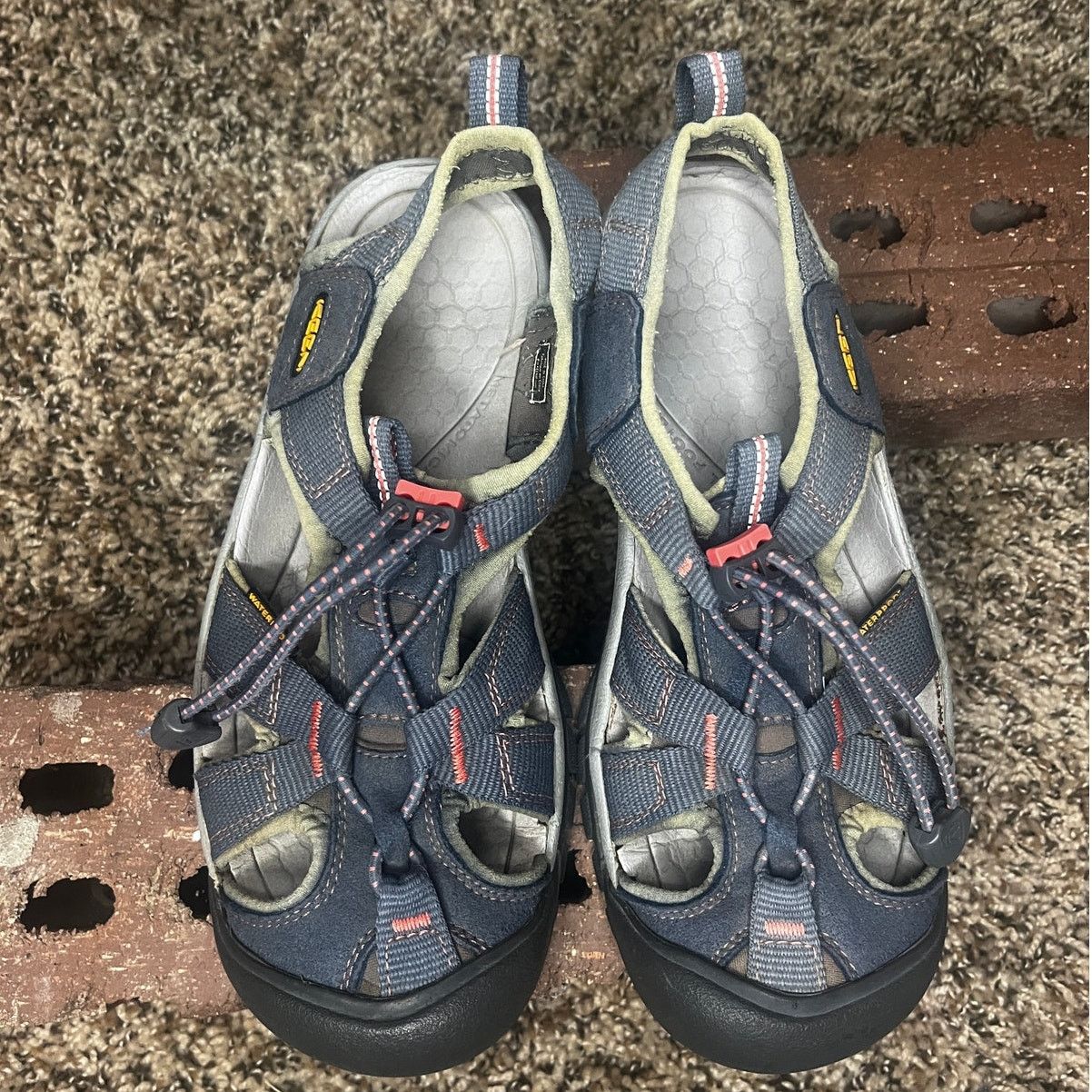 KEEN KEEN Venice H2 Outdoor Trail Hiking Sandals Women's 7 Size US 7 / IT 37 - 5 Thumbnail