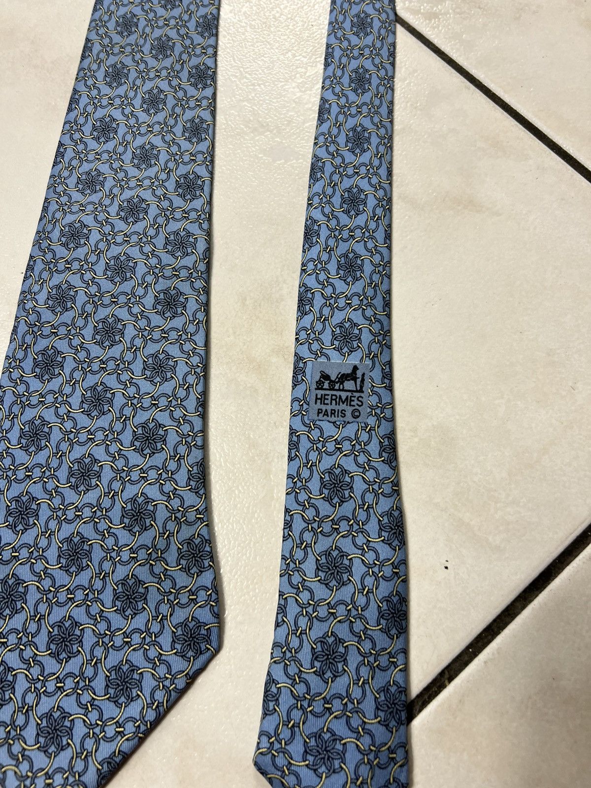 Hermes Vintage Hermes Paris silk tie luxury 7442HA patterned circle Size ONE SIZE - 9 Thumbnail