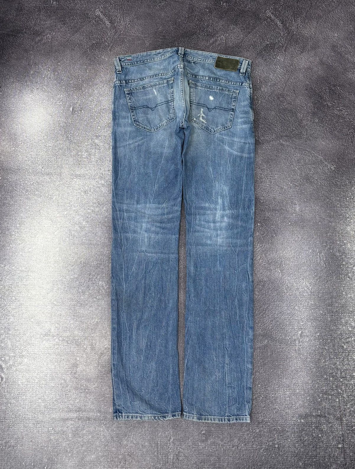 Diesel Vintage Diesel Thavar Y2K Faded Blue Ripped Slim Denim Jeans Size US 33 - 2 Thumbnail