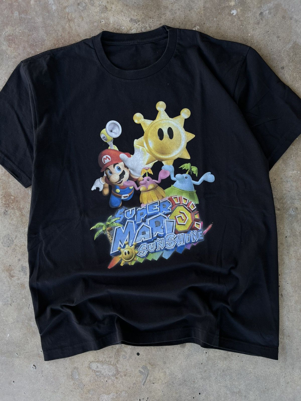 Vintage Vintage Style Nintendo GameCube Super Mario Sunshine T Shirt Size US L / EU 52-54 / 3 - 2 Thumbnail