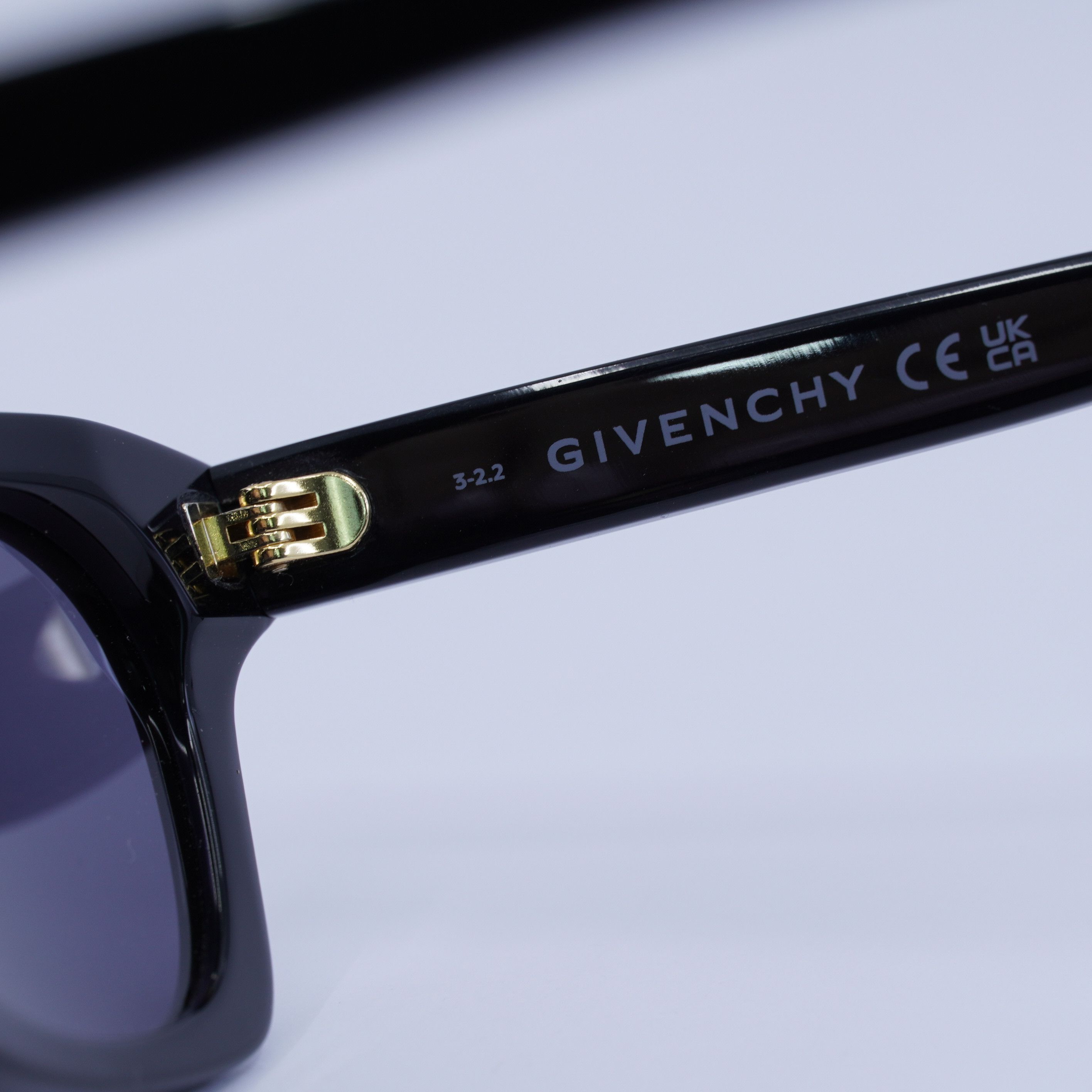 Givenchy 🕶️ New Givenchy GV40026U 01A Black Sunglasses Size ONE SIZE - 8 Thumbnail