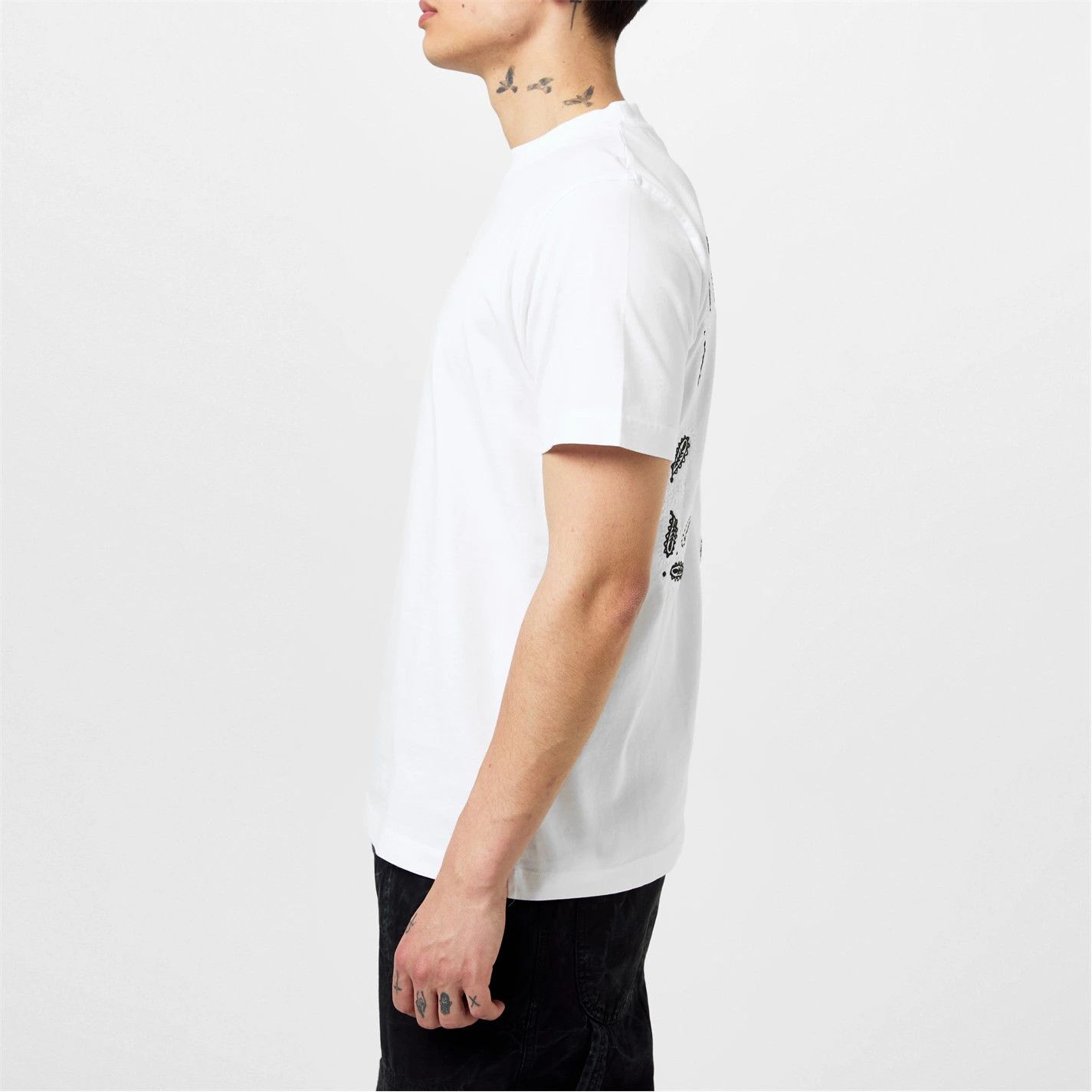 Off-White o1g2r1mq0226 Bandana Arrow T-Shirt In White Size US S / EU 44-46 / 1 - 5 Thumbnail