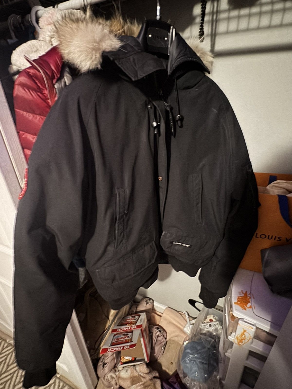 Canada Goose CANADA GOOSE CHILLIWACK BOMBER MENS DOWN JACKET AND FUR TRIM Size US L / EU 52-54 / 3 - 9 Thumbnail