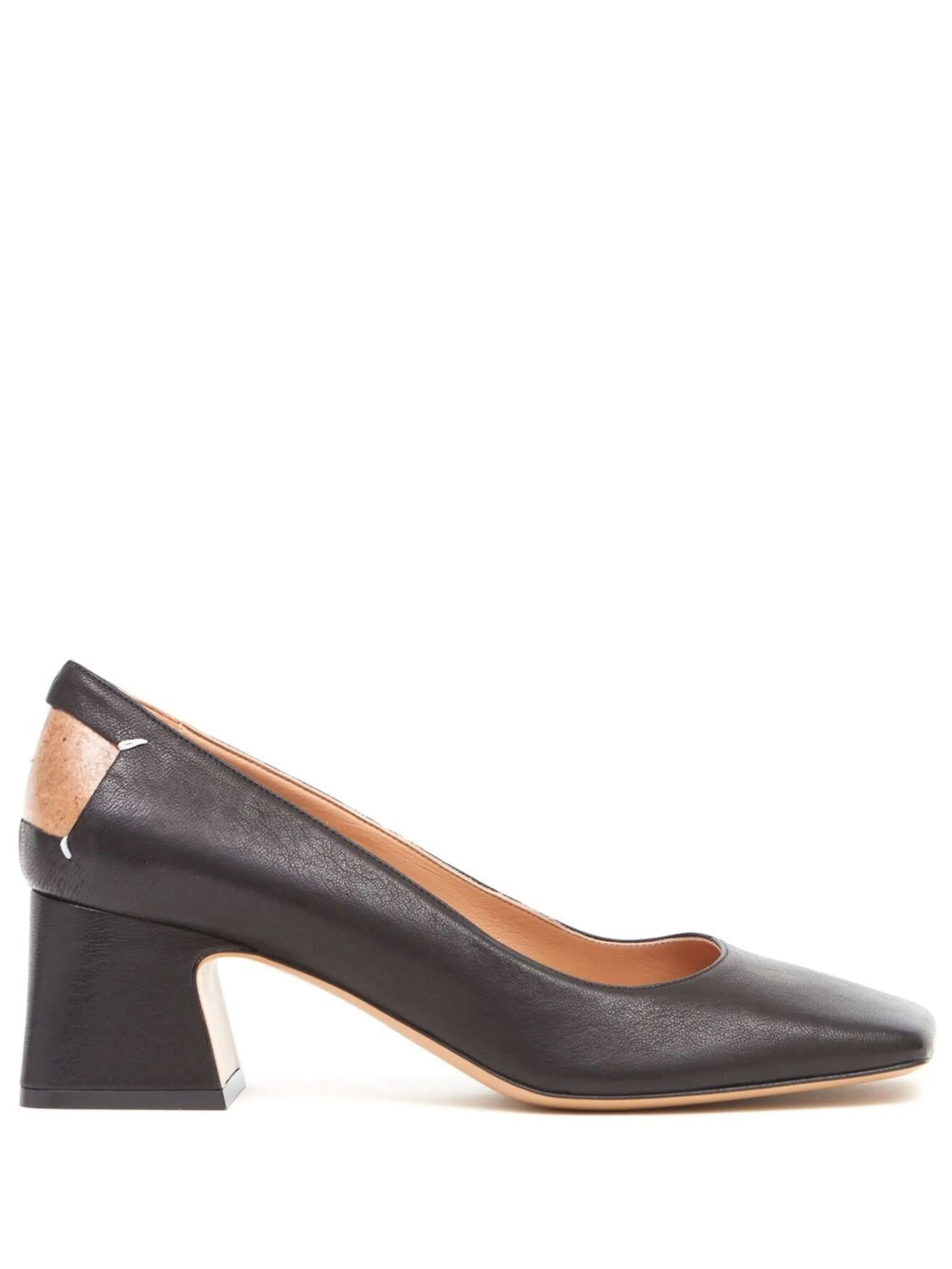o1w1db11225 Decorative Pumps in Black