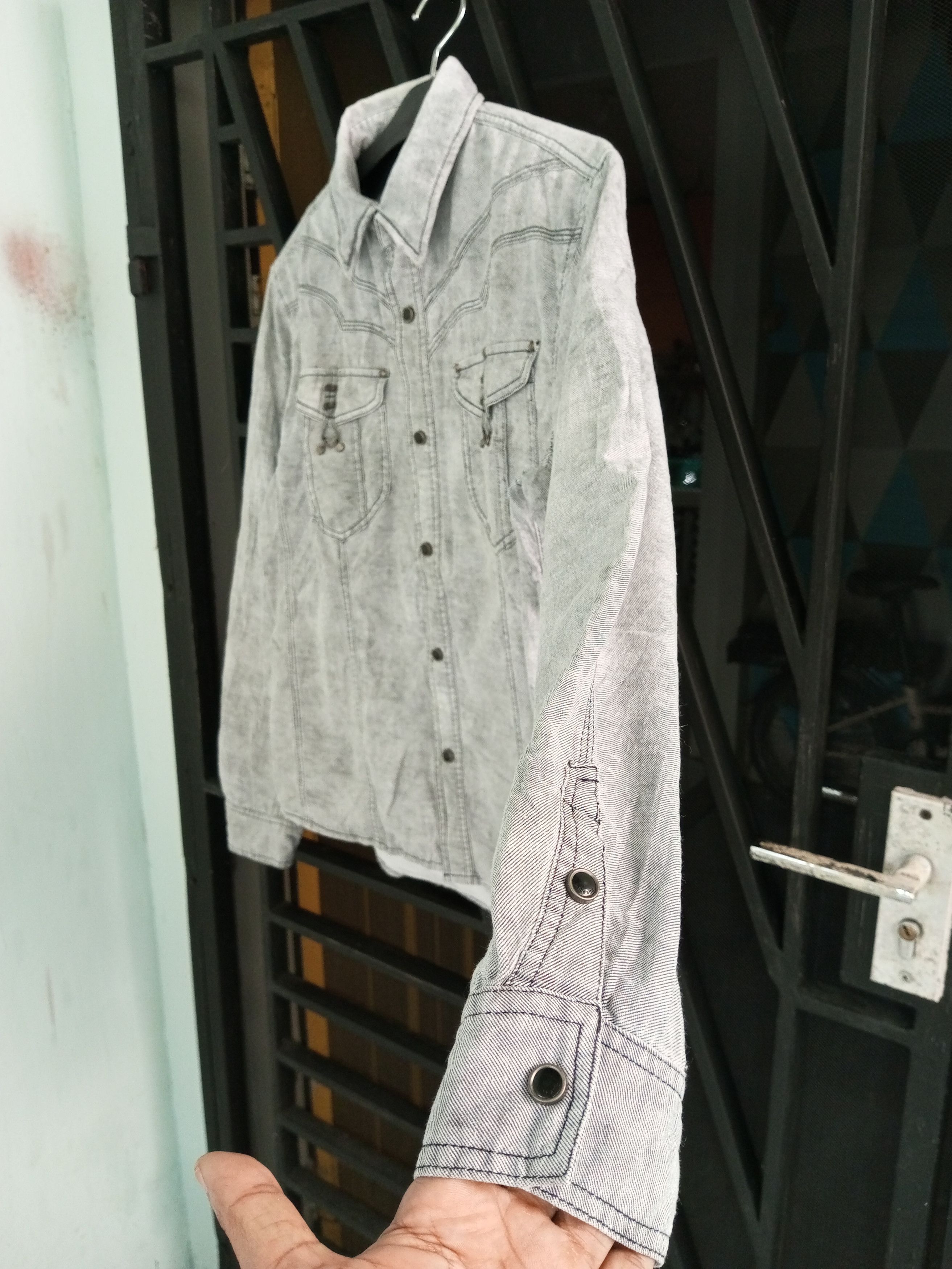 In The Attic In The Attic Long Sleeve Button Up Denim Shirt Size US L / EU 52-54 / 3 - 6 Thumbnail